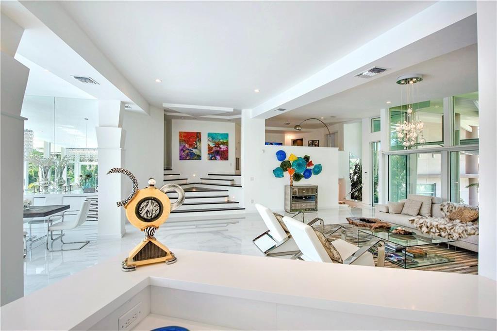 28 PELICAN, Fort Lauderdale FL 33301