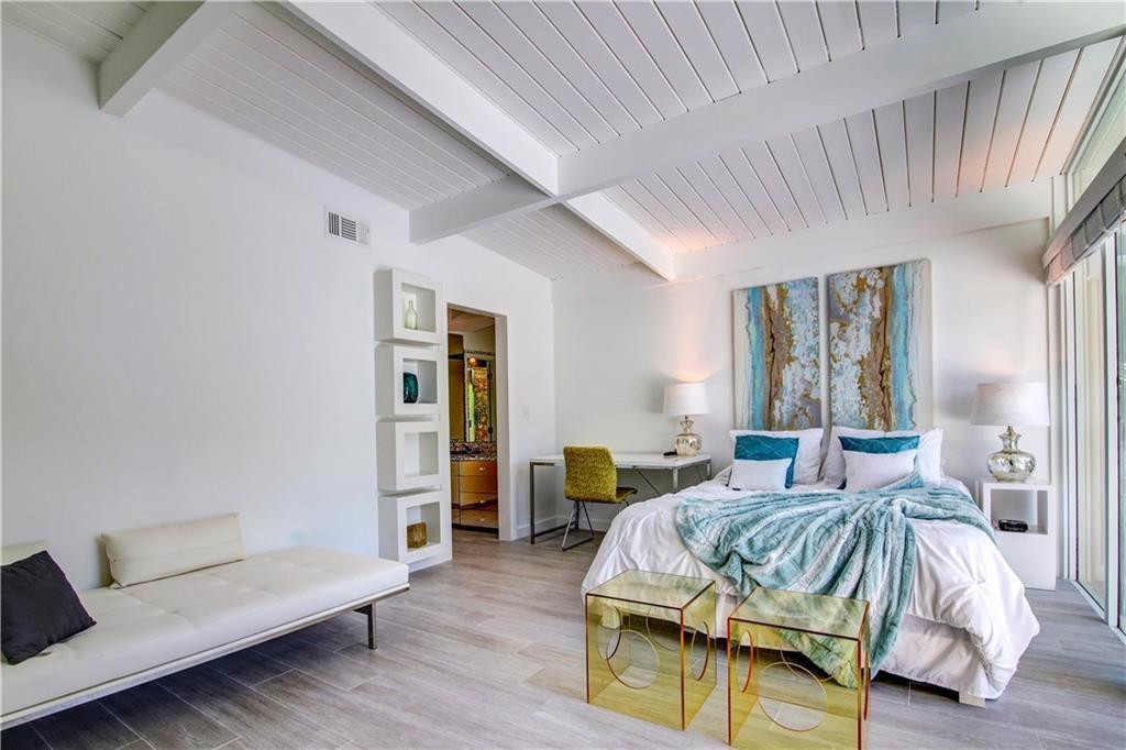 28 PELICAN, Fort Lauderdale FL 33301