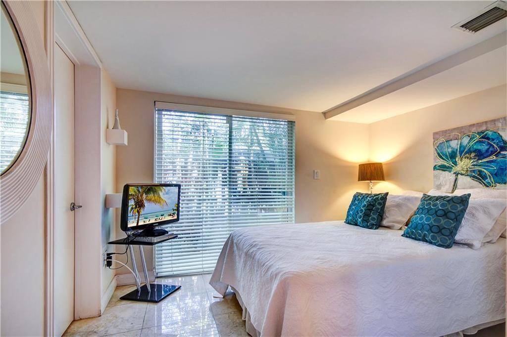 28 PELICAN, Fort Lauderdale FL 33301