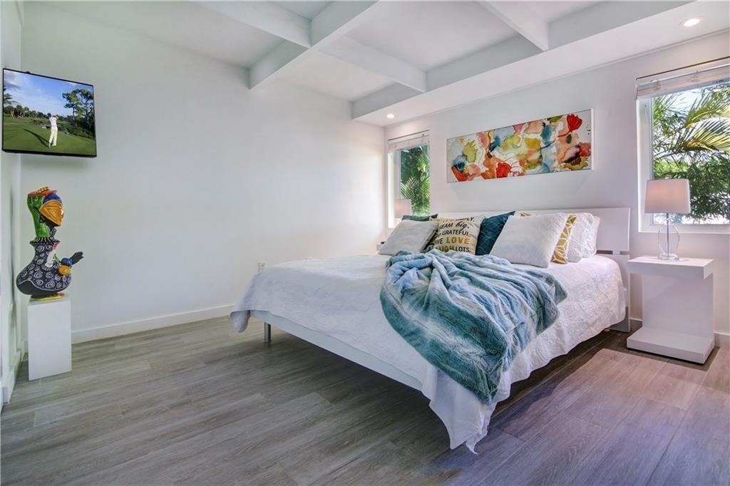 28 PELICAN, Fort Lauderdale FL 33301