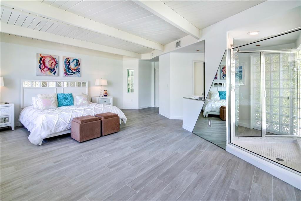 28 PELICAN, Fort Lauderdale FL 33301