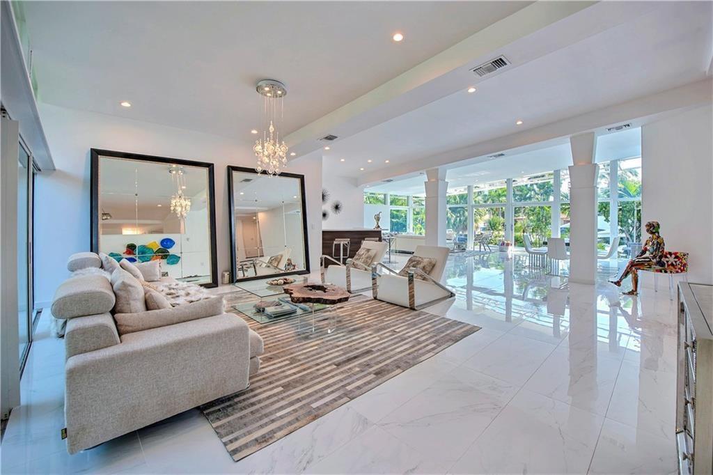 28 PELICAN, Fort Lauderdale FL 33301