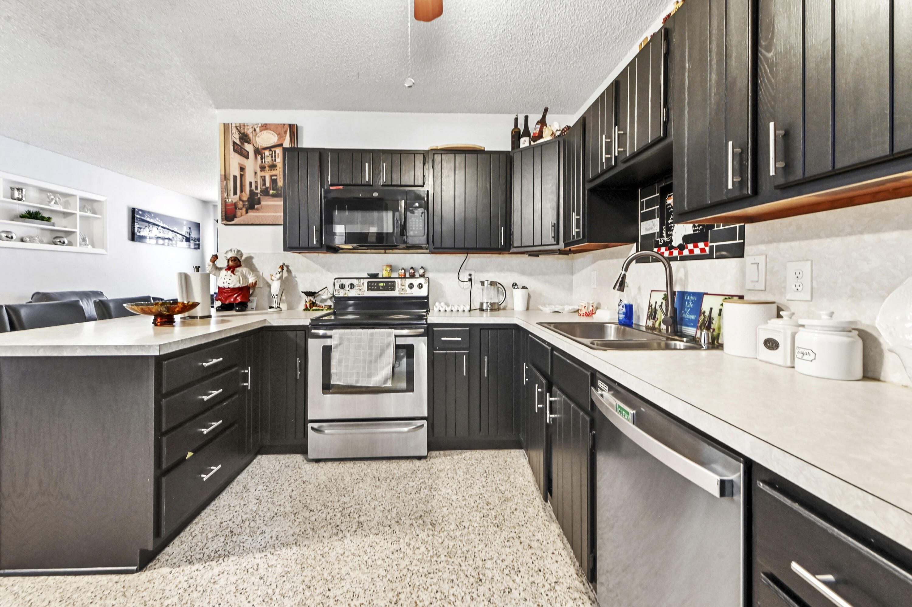 149 Cayman, Palm Springs FL 33461