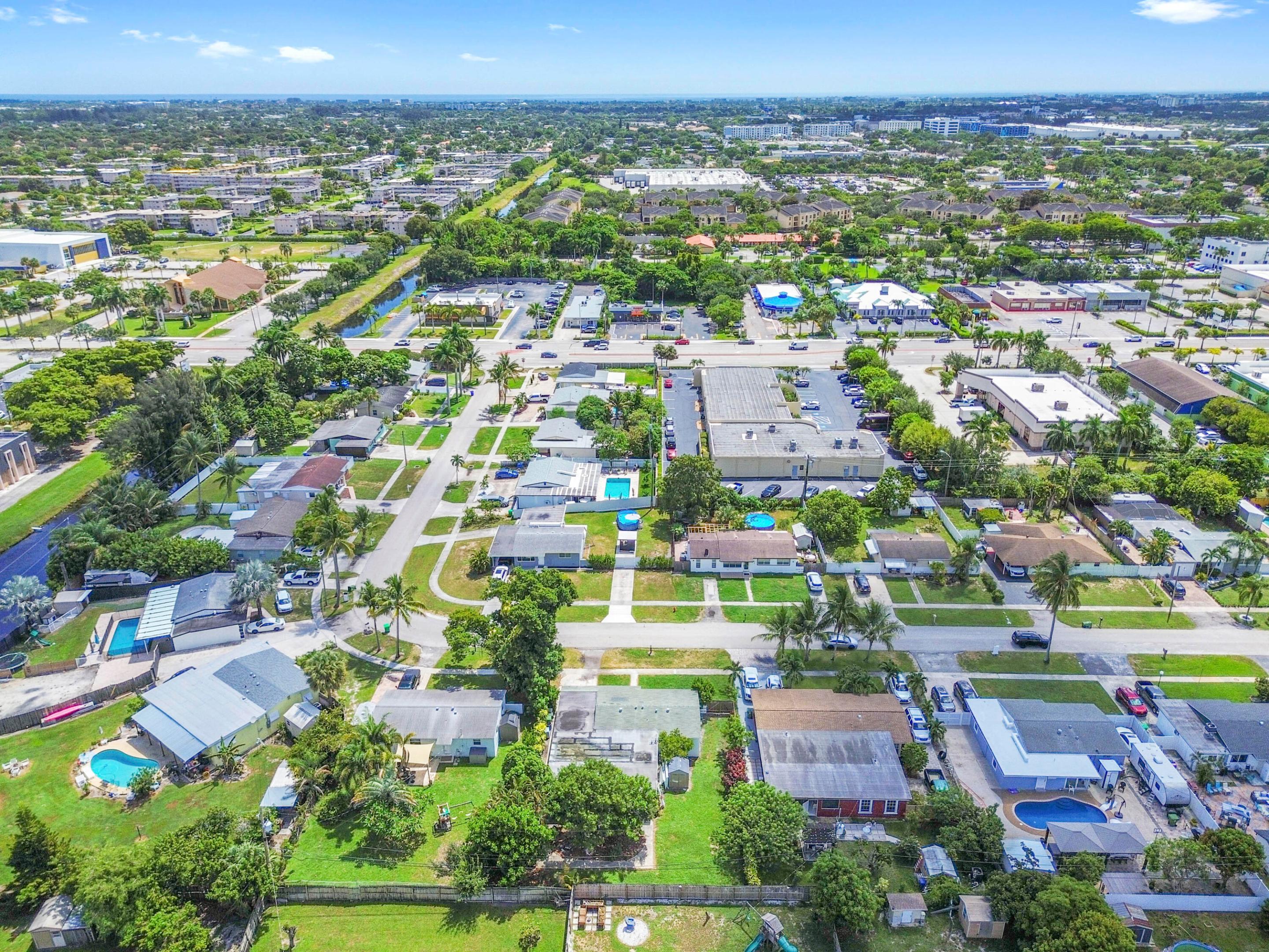 149 Cayman, Palm Springs FL 33461