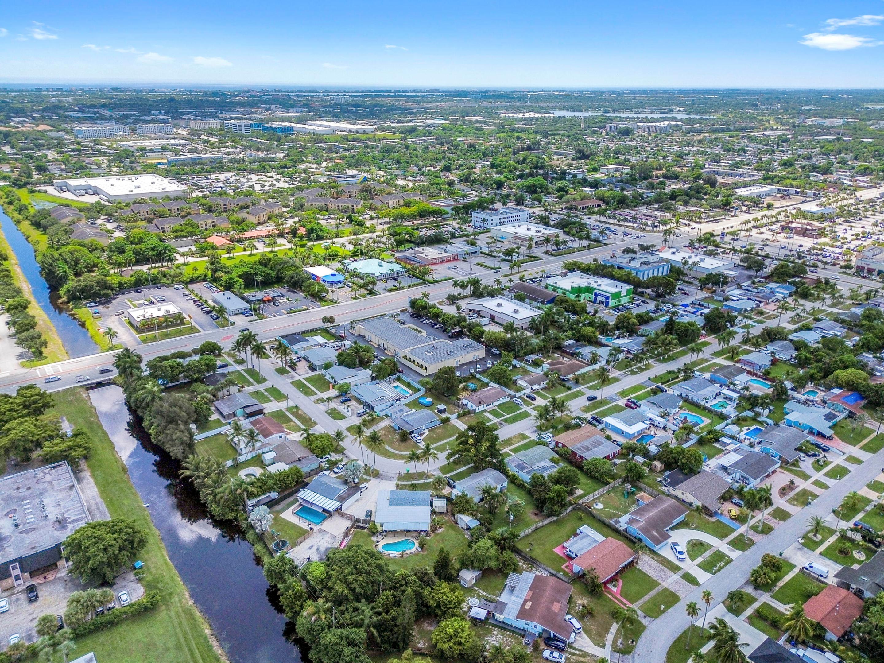 149 Cayman, Palm Springs FL 33461