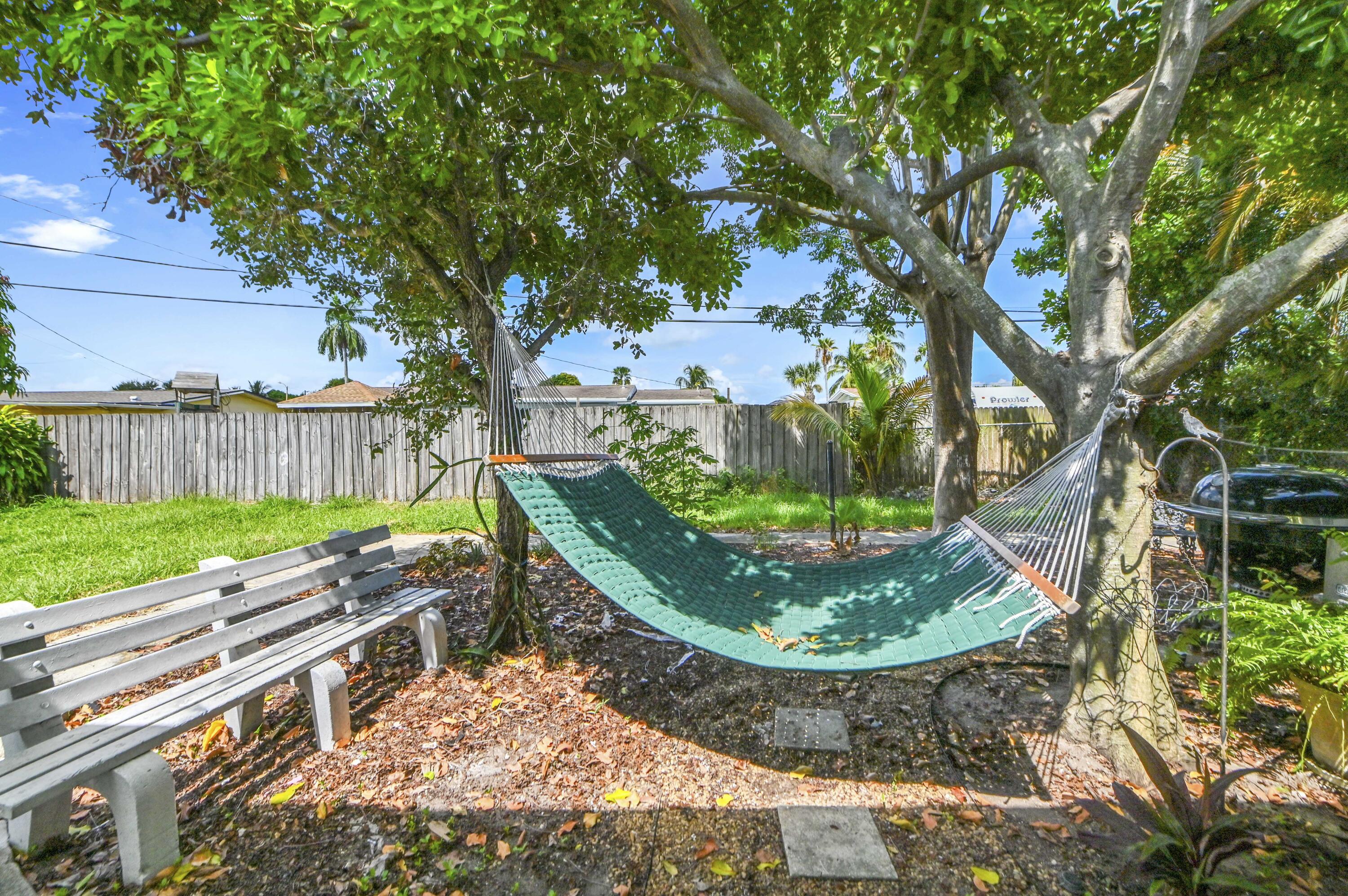 149 Cayman, Palm Springs FL 33461