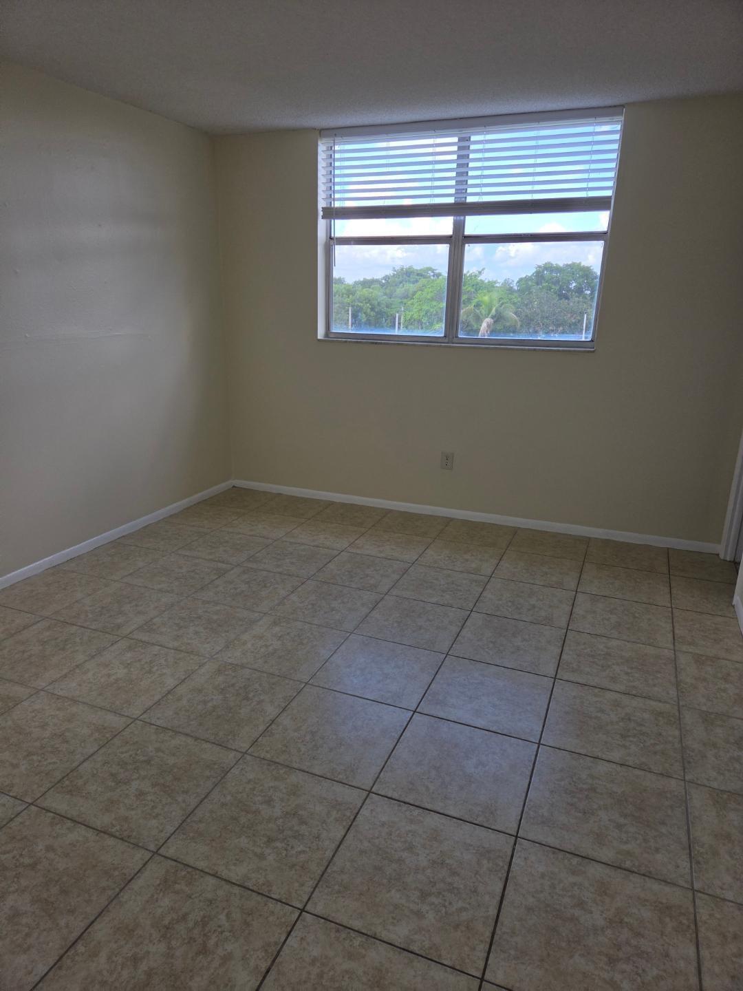 1820 N 81ST #3404, North Lauderdale FL 33068