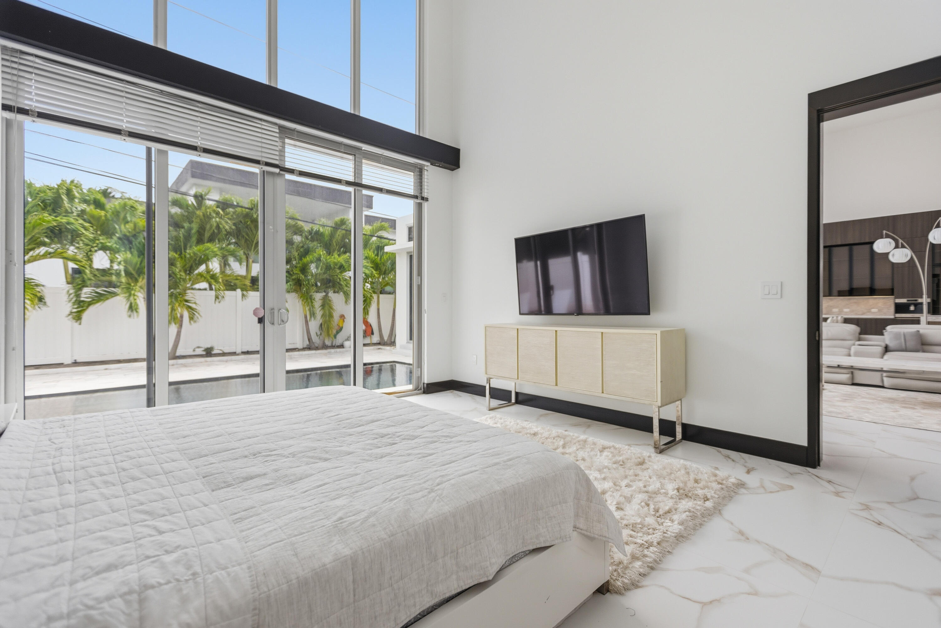 284 NE 7TH, Boca Raton FL 33432