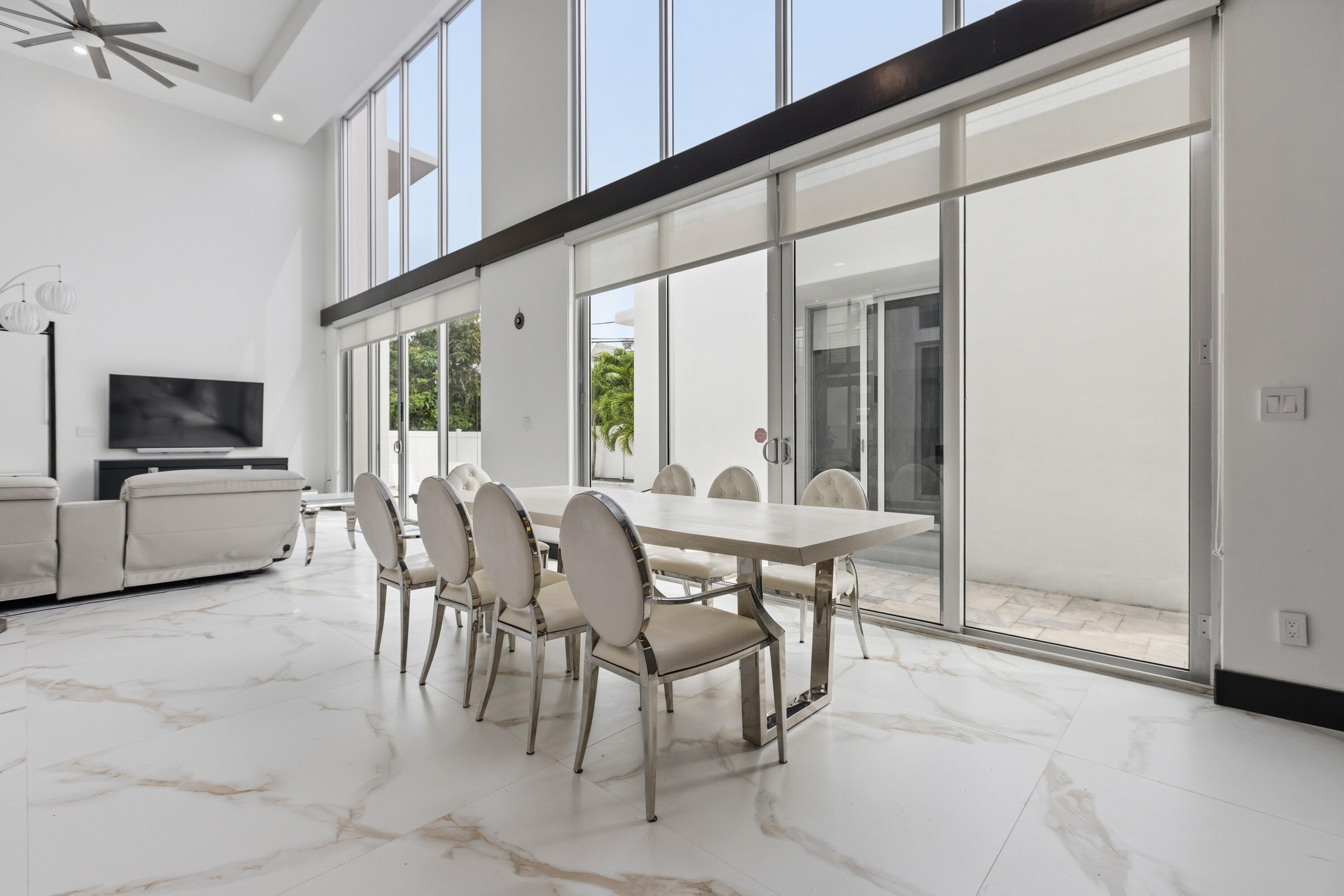 284 NE 7TH, Boca Raton FL 33432