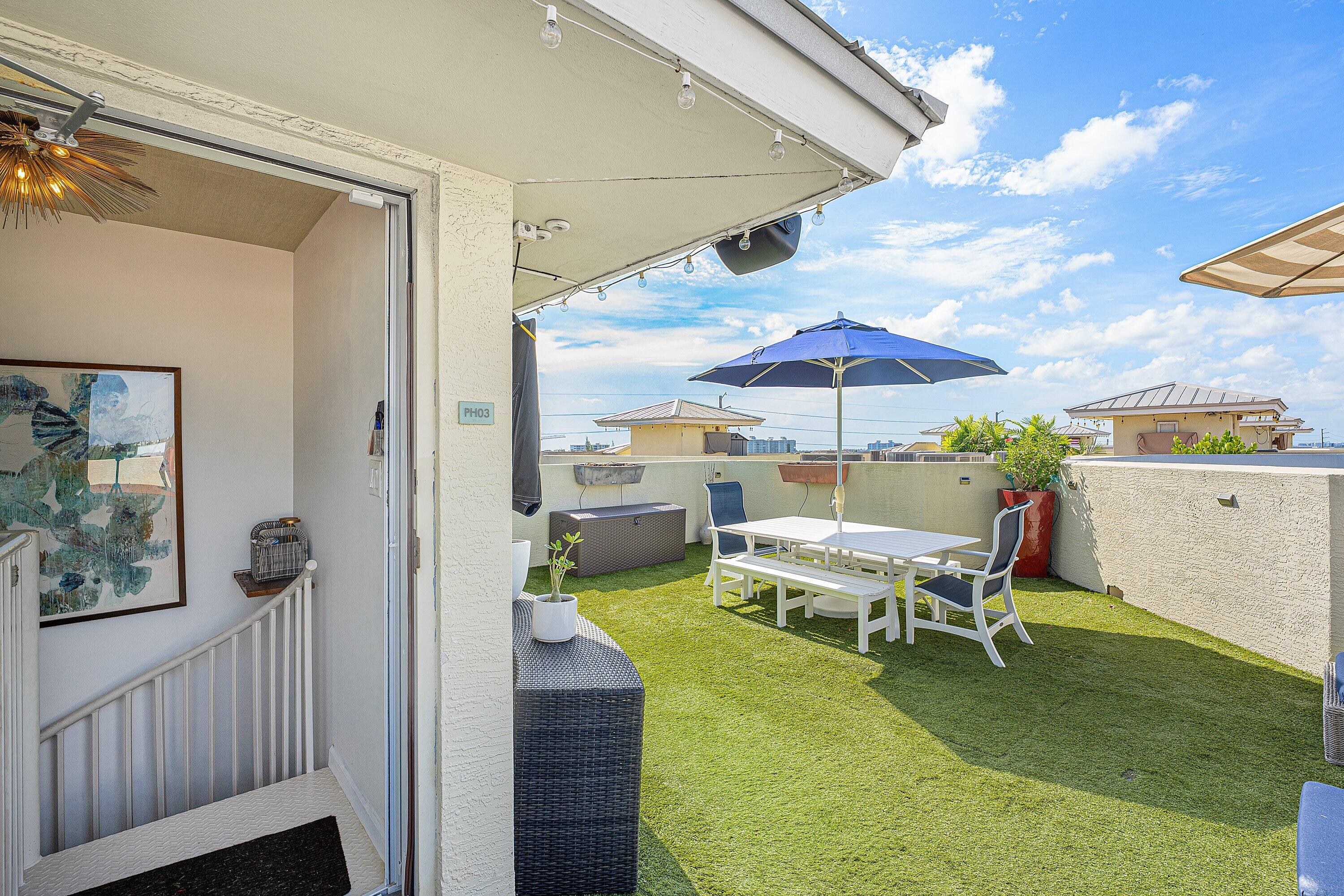 235 NE 1ST #PH 503, Delray Beach FL 33444