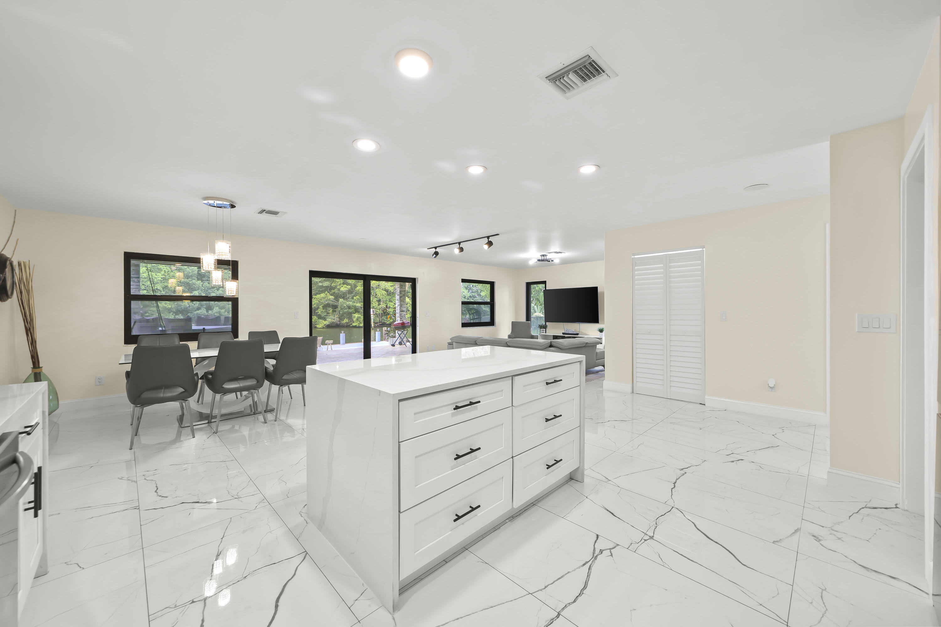 4406 SW 35th, Fort Lauderdale FL 33312