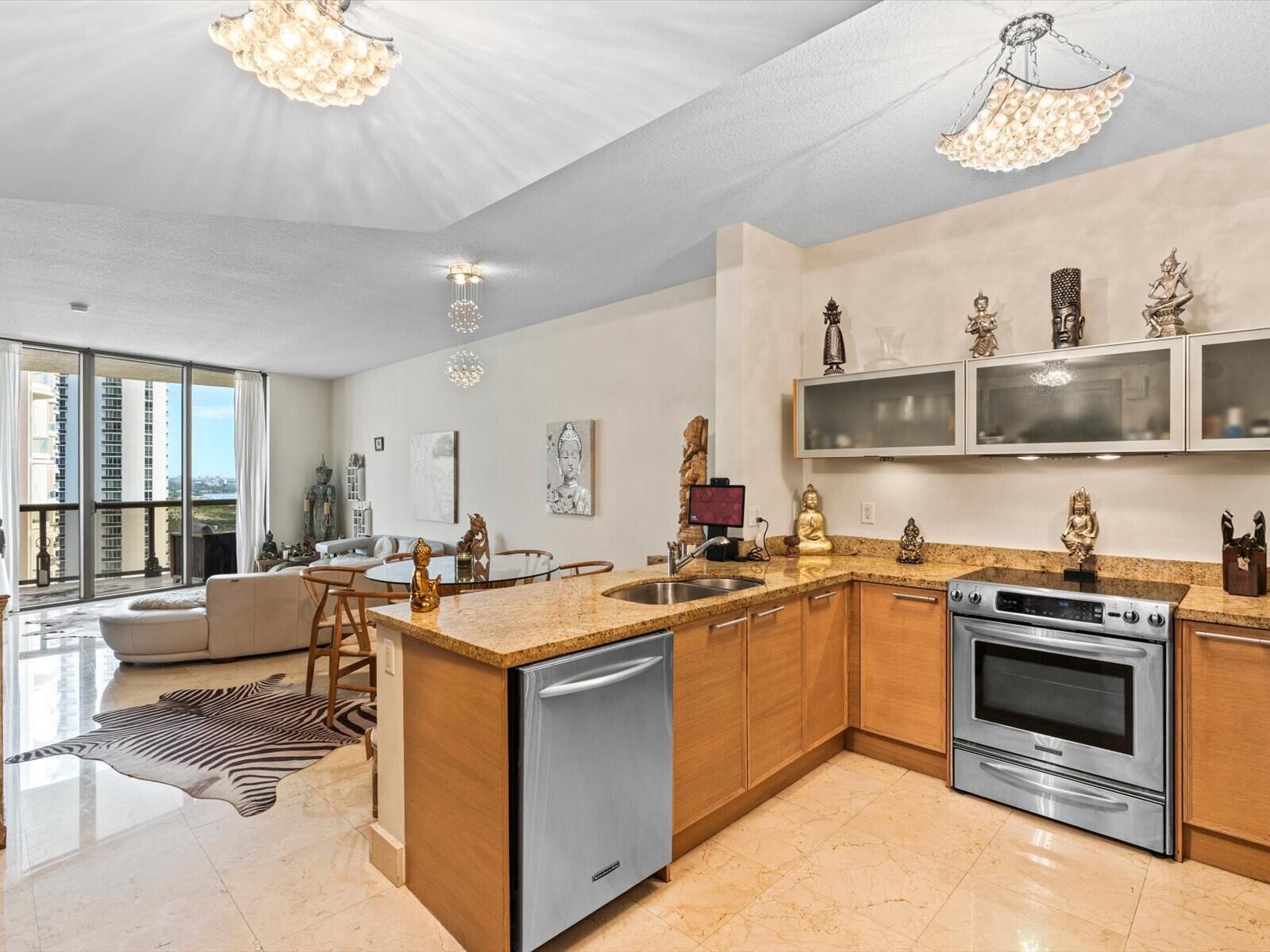 16275 Collins #2403, Sunny Isles Beach FL 33160