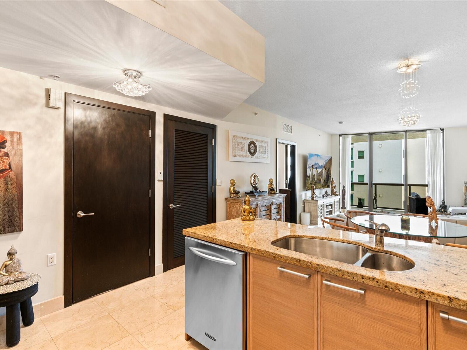 16275 Collins #2403, Sunny Isles Beach FL 33160