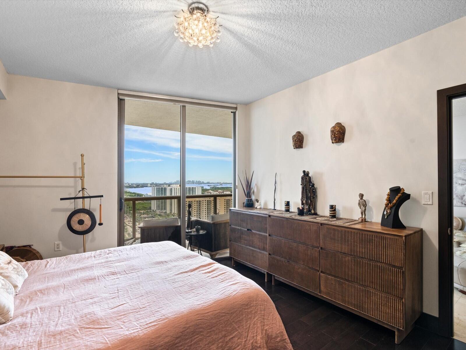 16275 Collins #2403, Sunny Isles Beach FL 33160