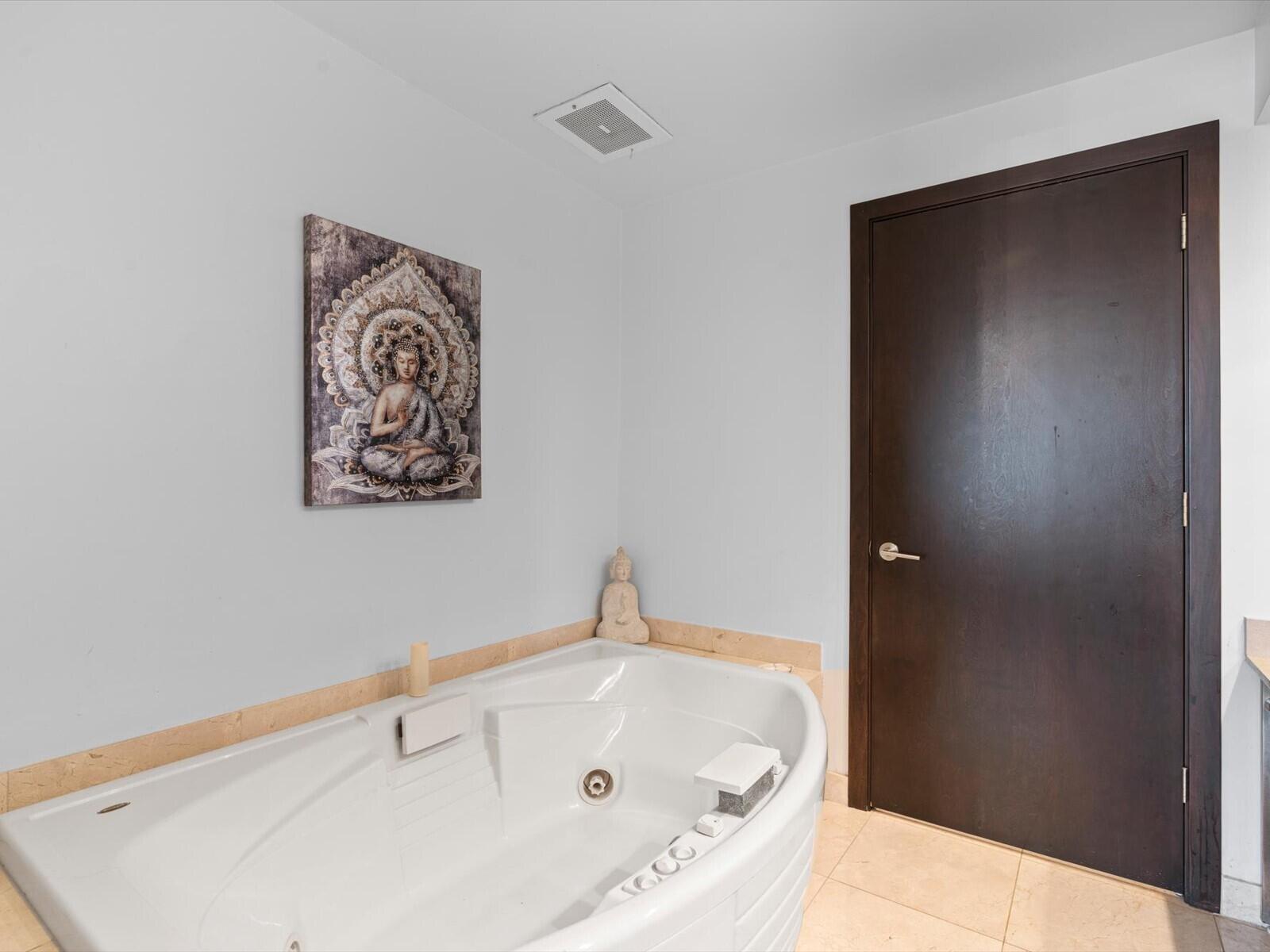 16275 Collins #2403, Sunny Isles Beach FL 33160