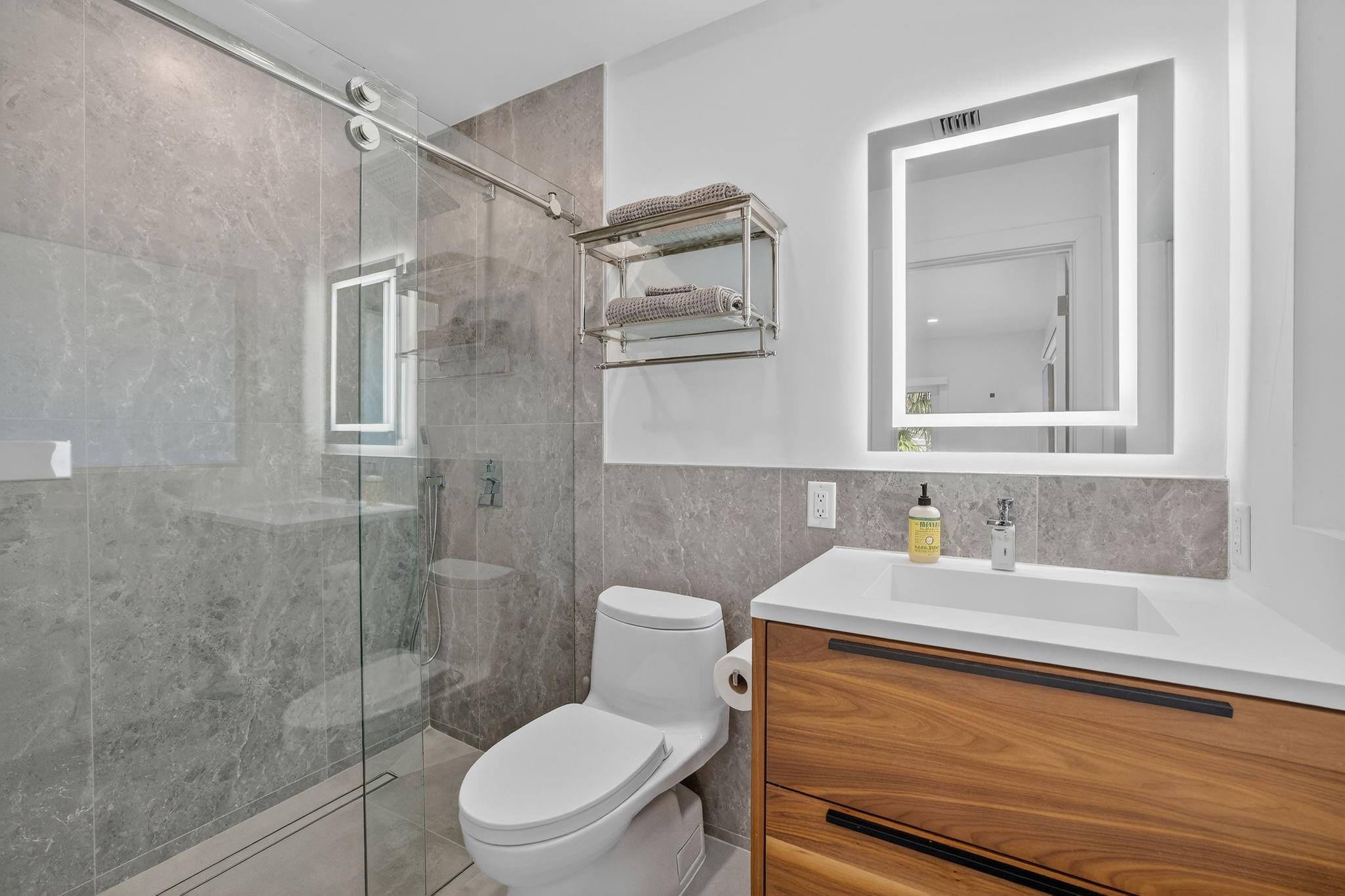 41 S COMPASS, Fort Lauderdale FL 33308