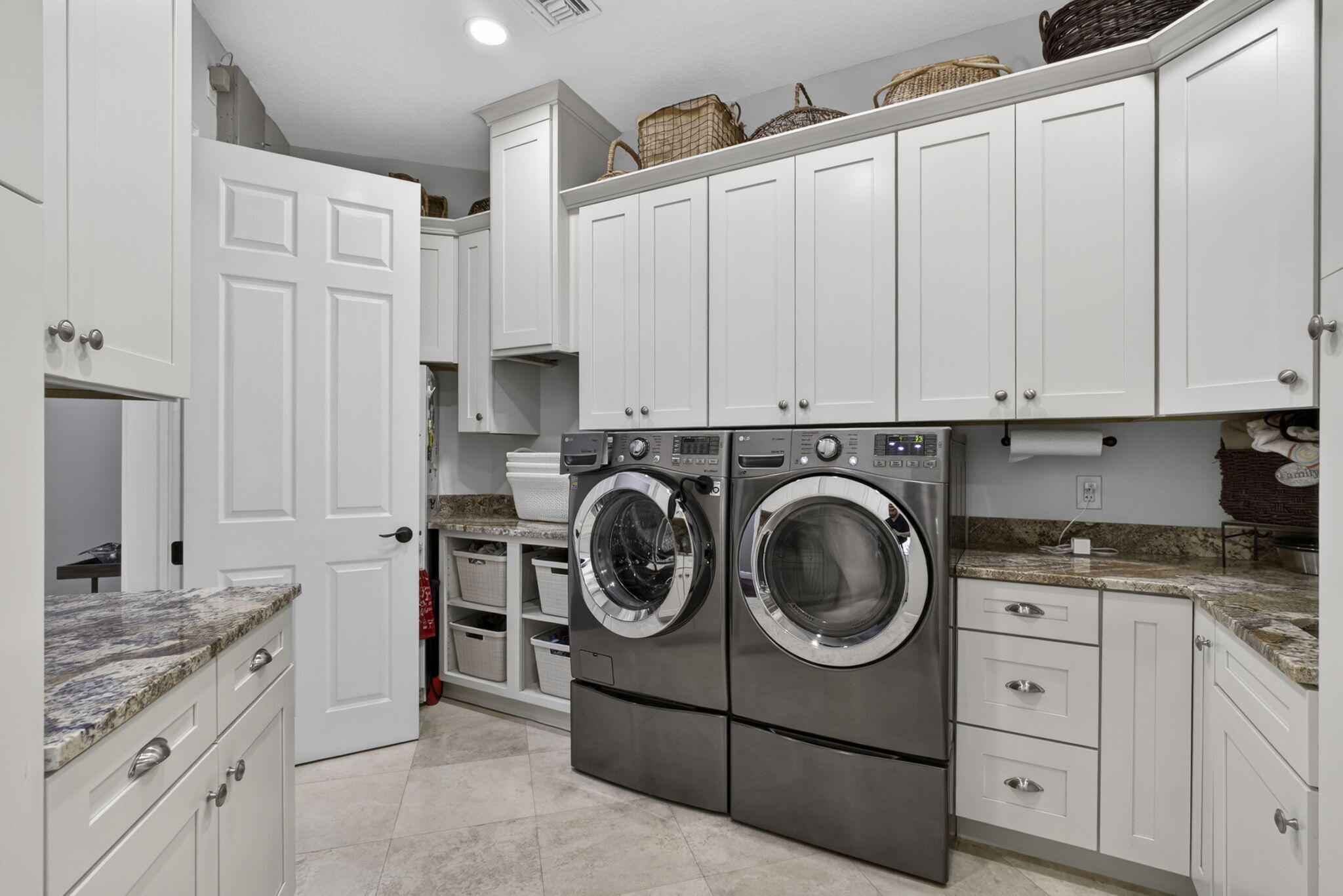 8704 WENDY, West Palm Beach FL 33411