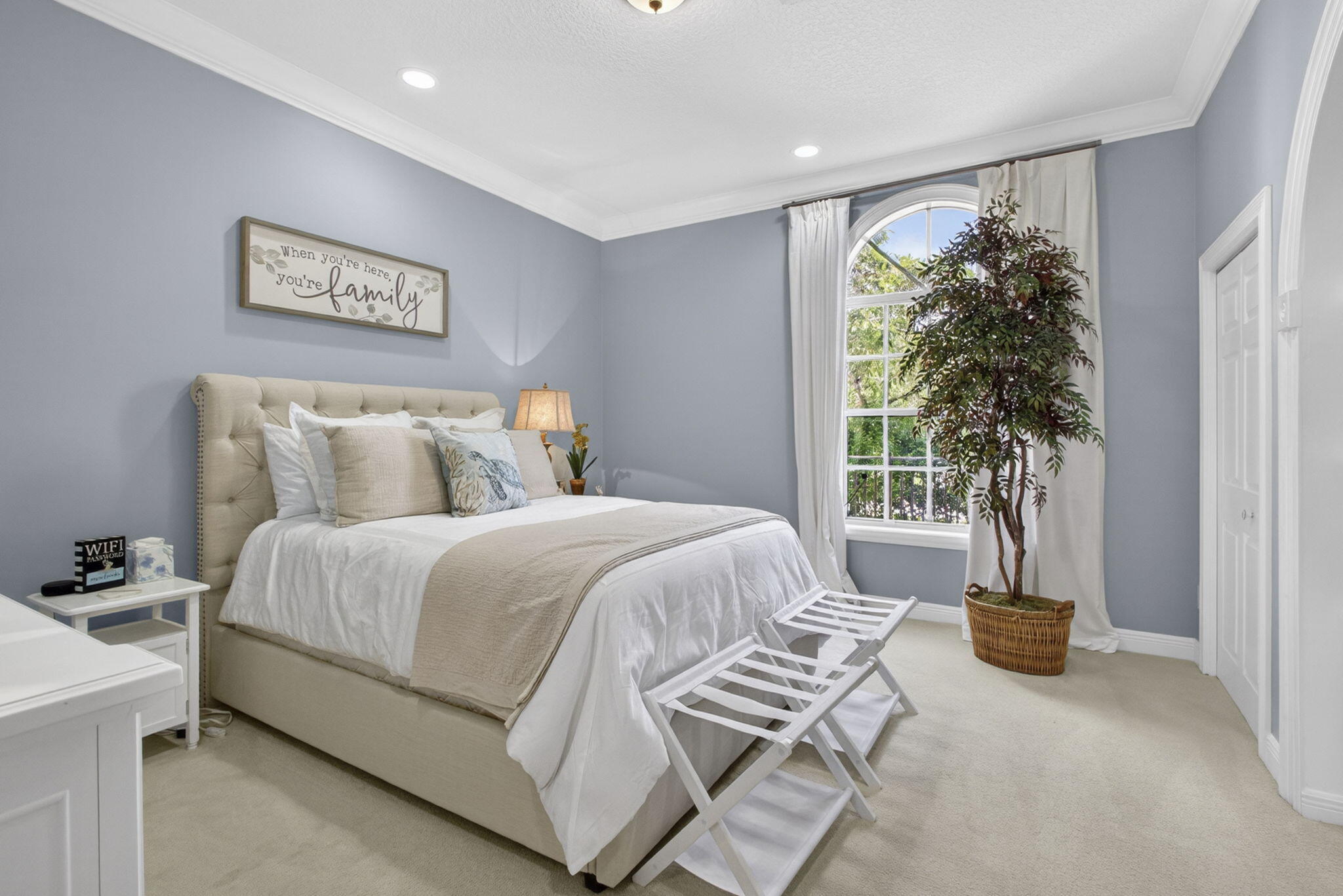 8704 WENDY, West Palm Beach FL 33411