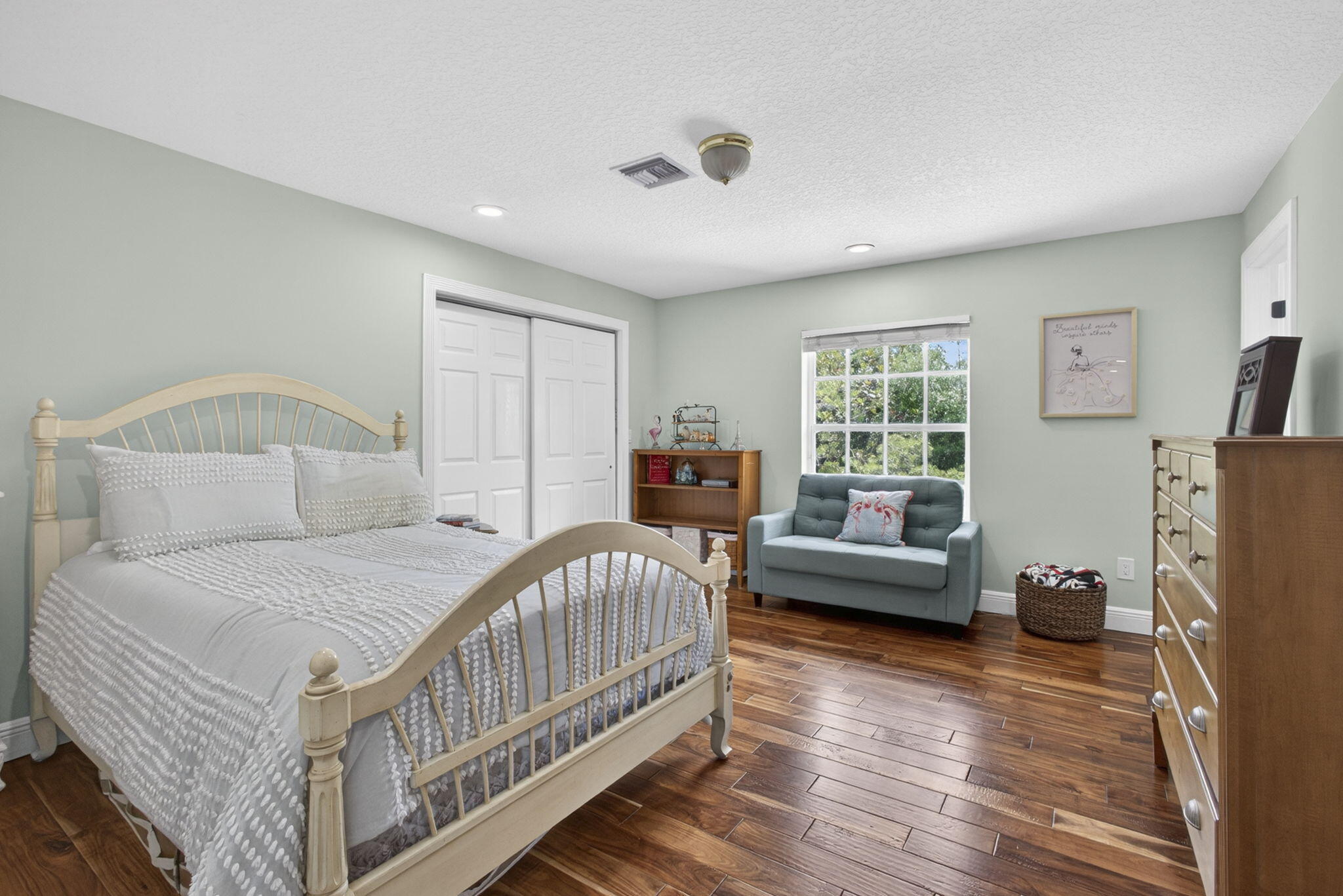8704 WENDY, West Palm Beach FL 33411