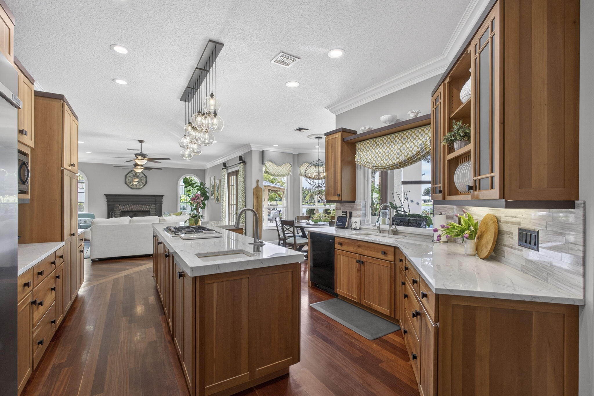 8704 WENDY, West Palm Beach FL 33411