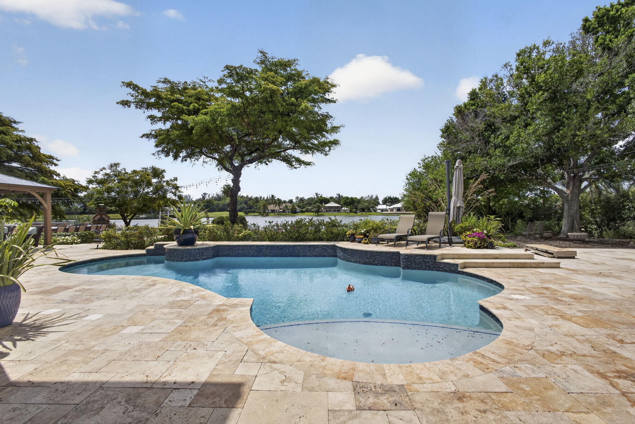 8704 WENDY, West Palm Beach FL 33411