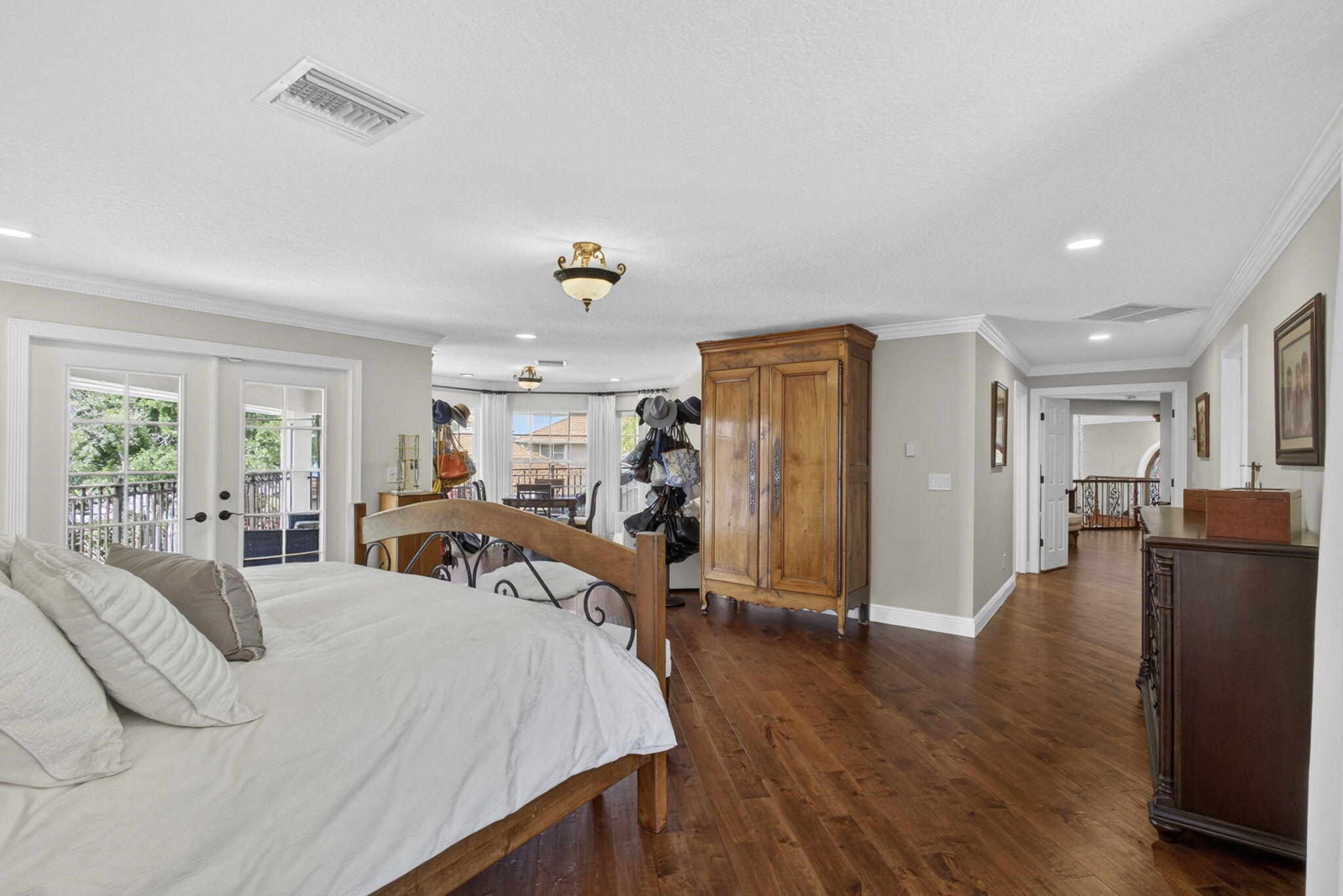 8704 WENDY, West Palm Beach FL 33411