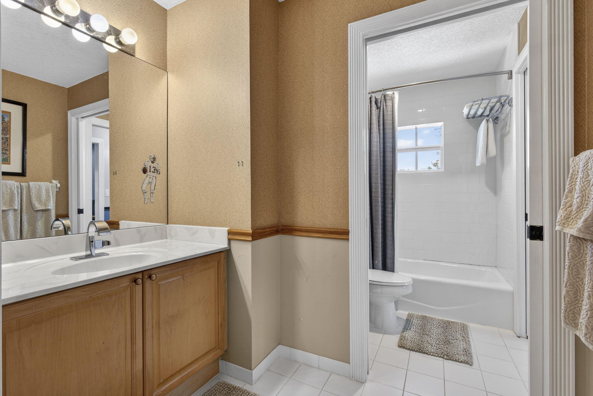 8704 WENDY, West Palm Beach FL 33411