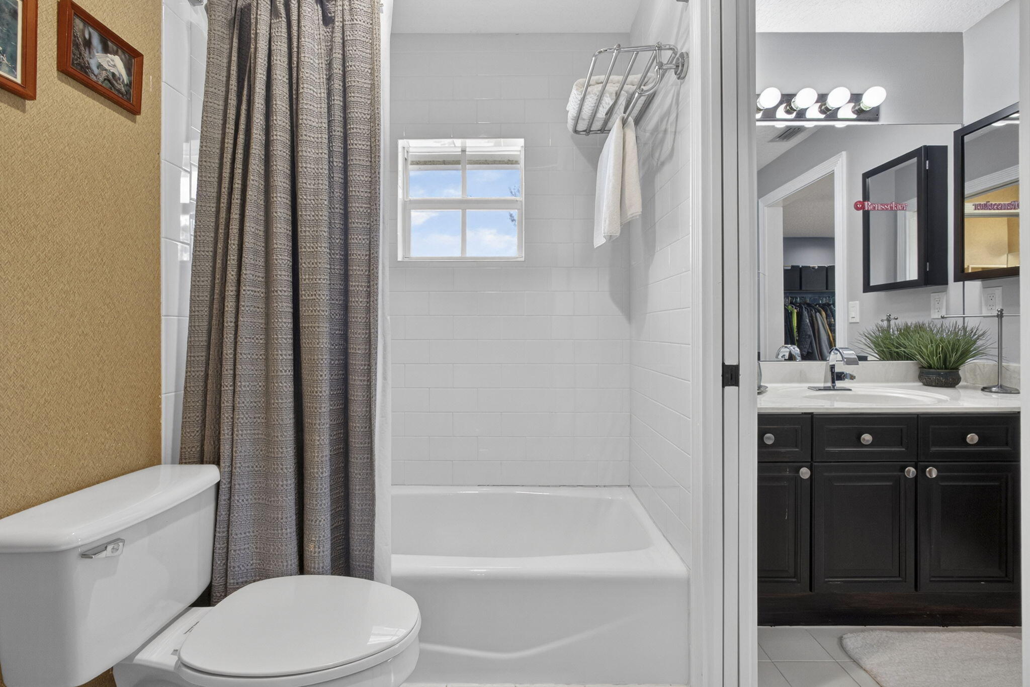 8704 WENDY, West Palm Beach FL 33411