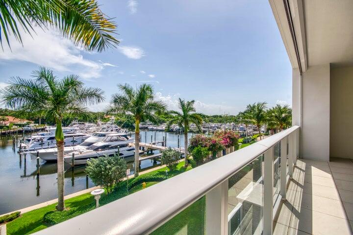 2700 Donald Ross #306, Palm Beach Gardens FL 33410