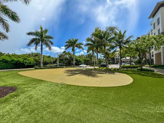 2700 Donald Ross #306, Palm Beach Gardens FL 33410