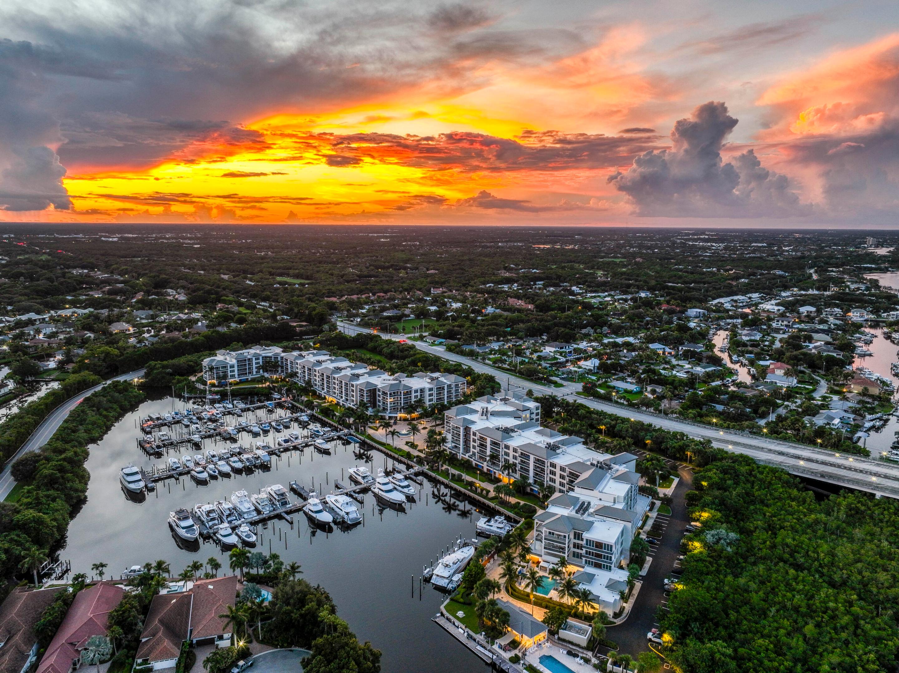 2700 Donald Ross #306, Palm Beach Gardens FL 33410