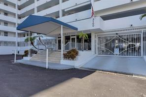 3100 NE 49th #701, Fort Lauderdale FL 33308