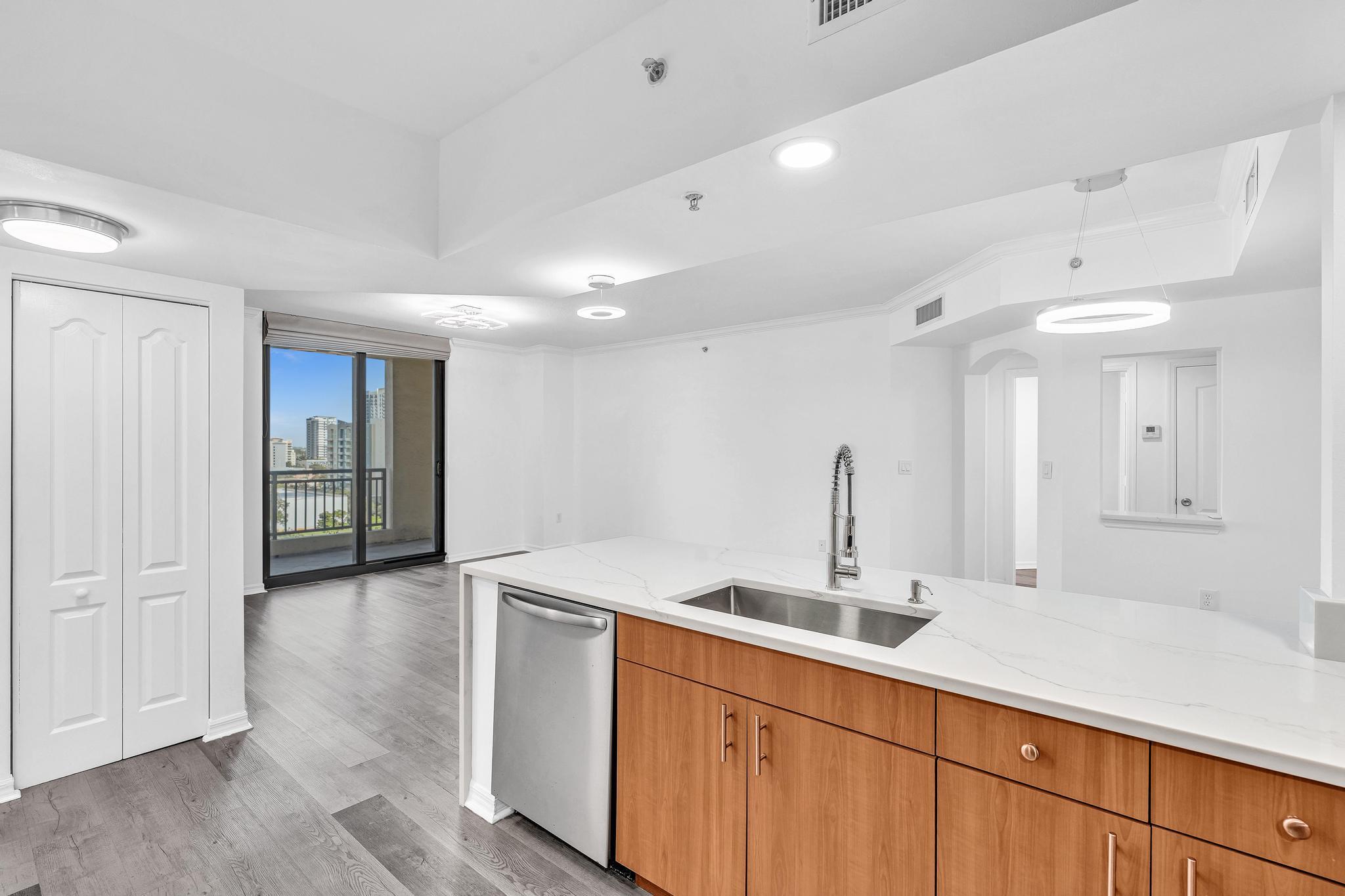 110 N FEDERAL #1113, Fort Lauderdale FL 33301