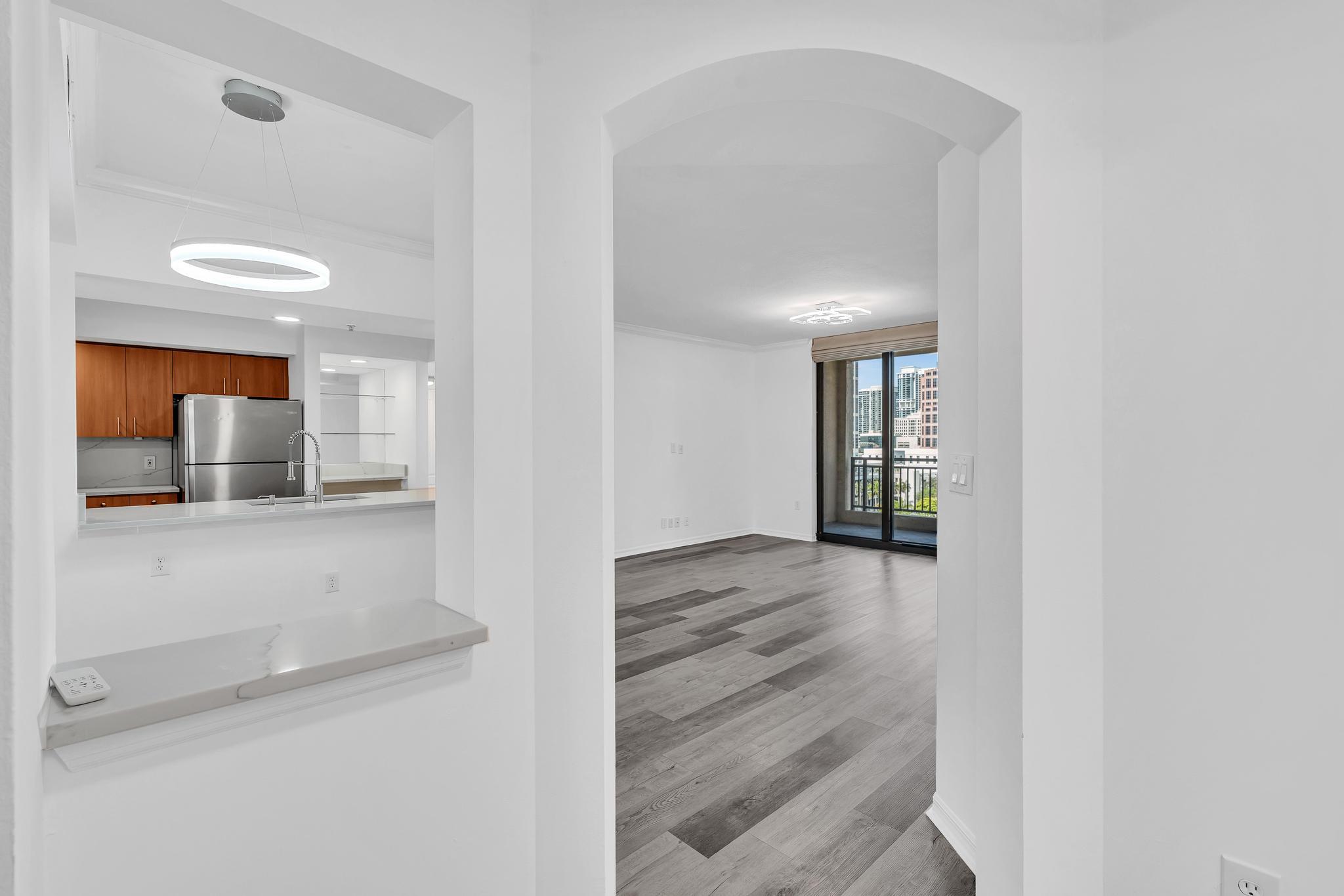 110 N FEDERAL #1113, Fort Lauderdale FL 33301