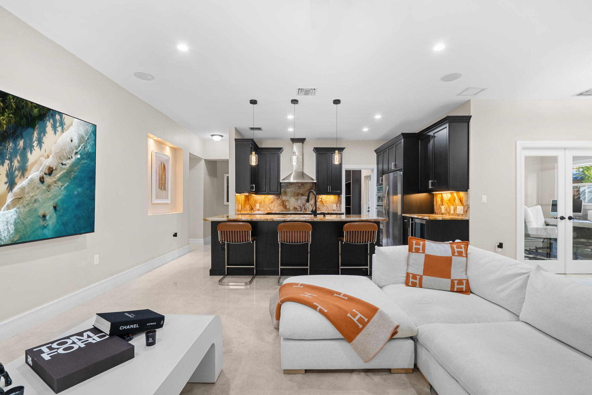 901 SE 6TH, Fort Lauderdale FL 33301