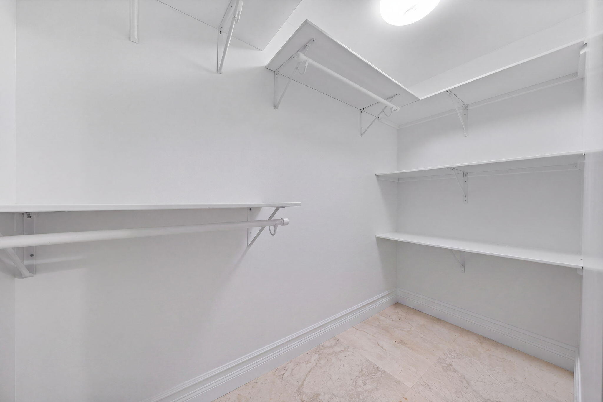 901 SE 6TH, Fort Lauderdale FL 33301