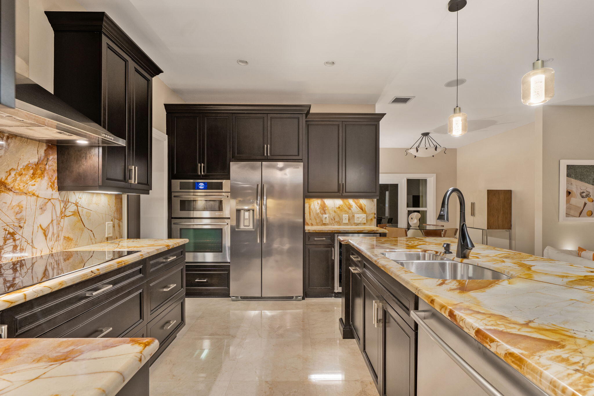 901 SE 6TH, Fort Lauderdale FL 33301