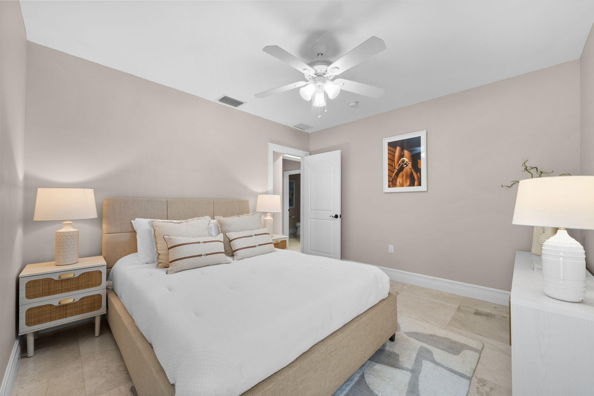901 SE 6TH, Fort Lauderdale FL 33301