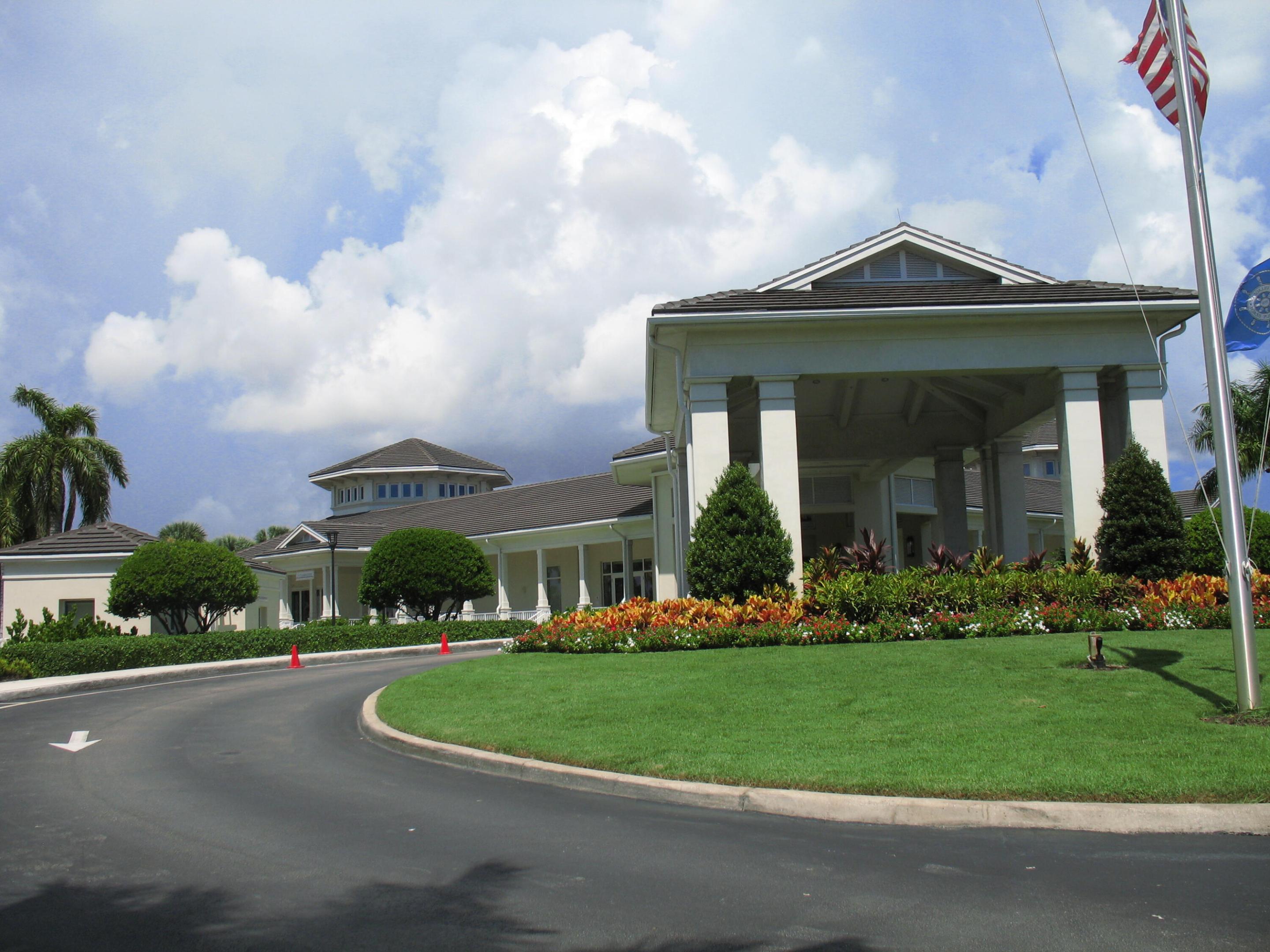 155 YACHT CLUB #207, North Palm Beach FL 33408
