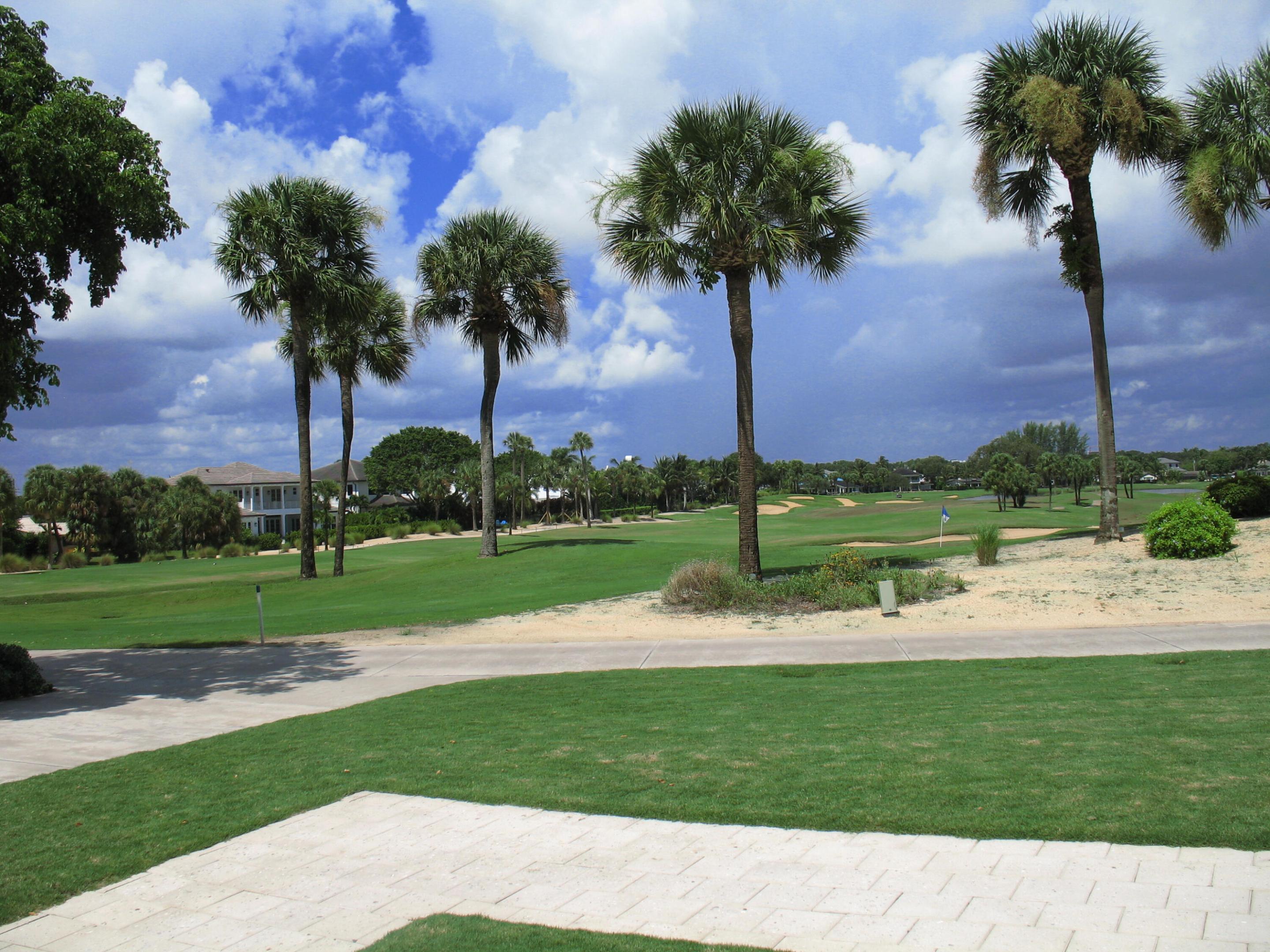 155 YACHT CLUB #207, North Palm Beach FL 33408