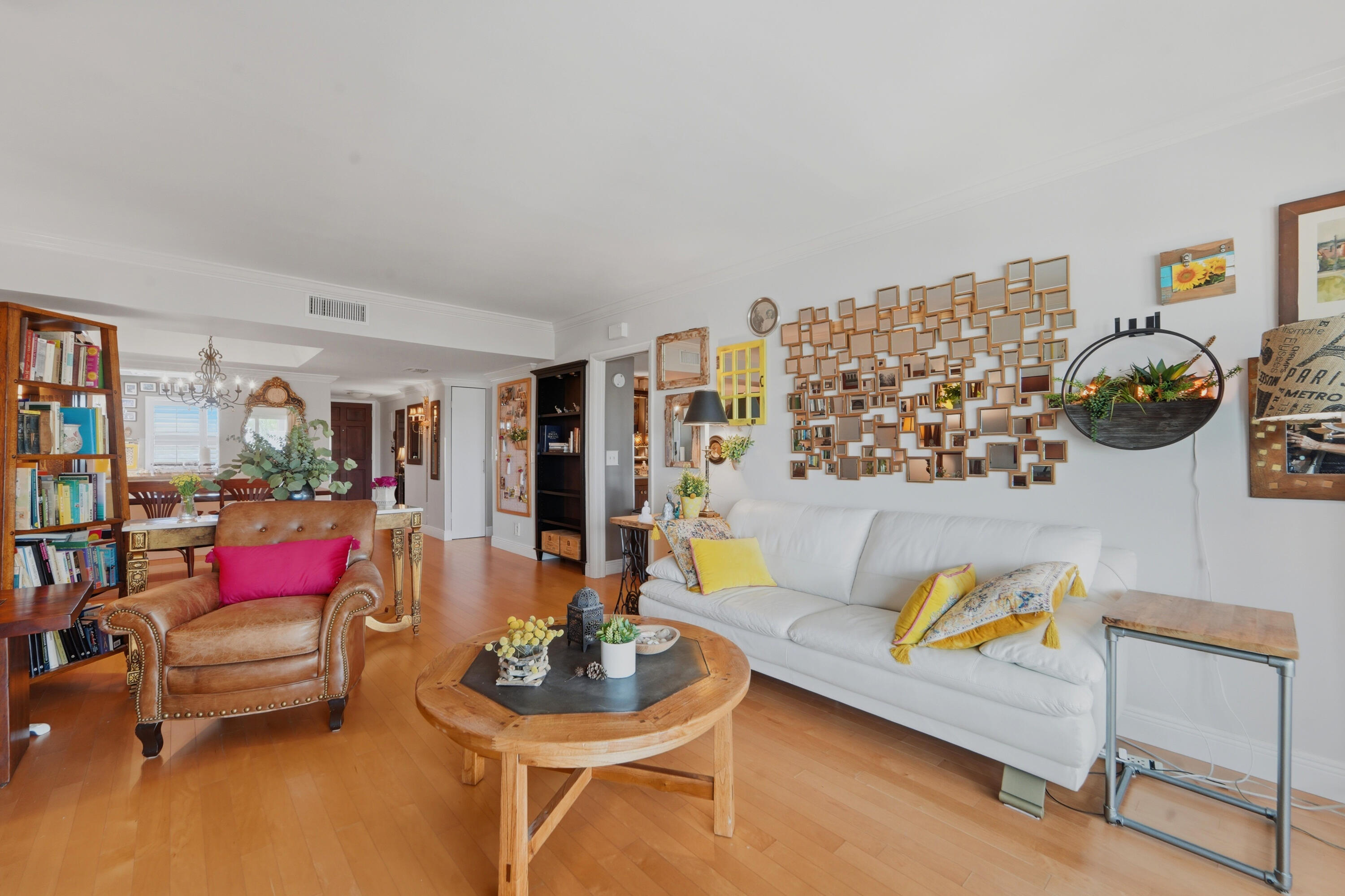 155 YACHT CLUB #207, North Palm Beach FL 33408