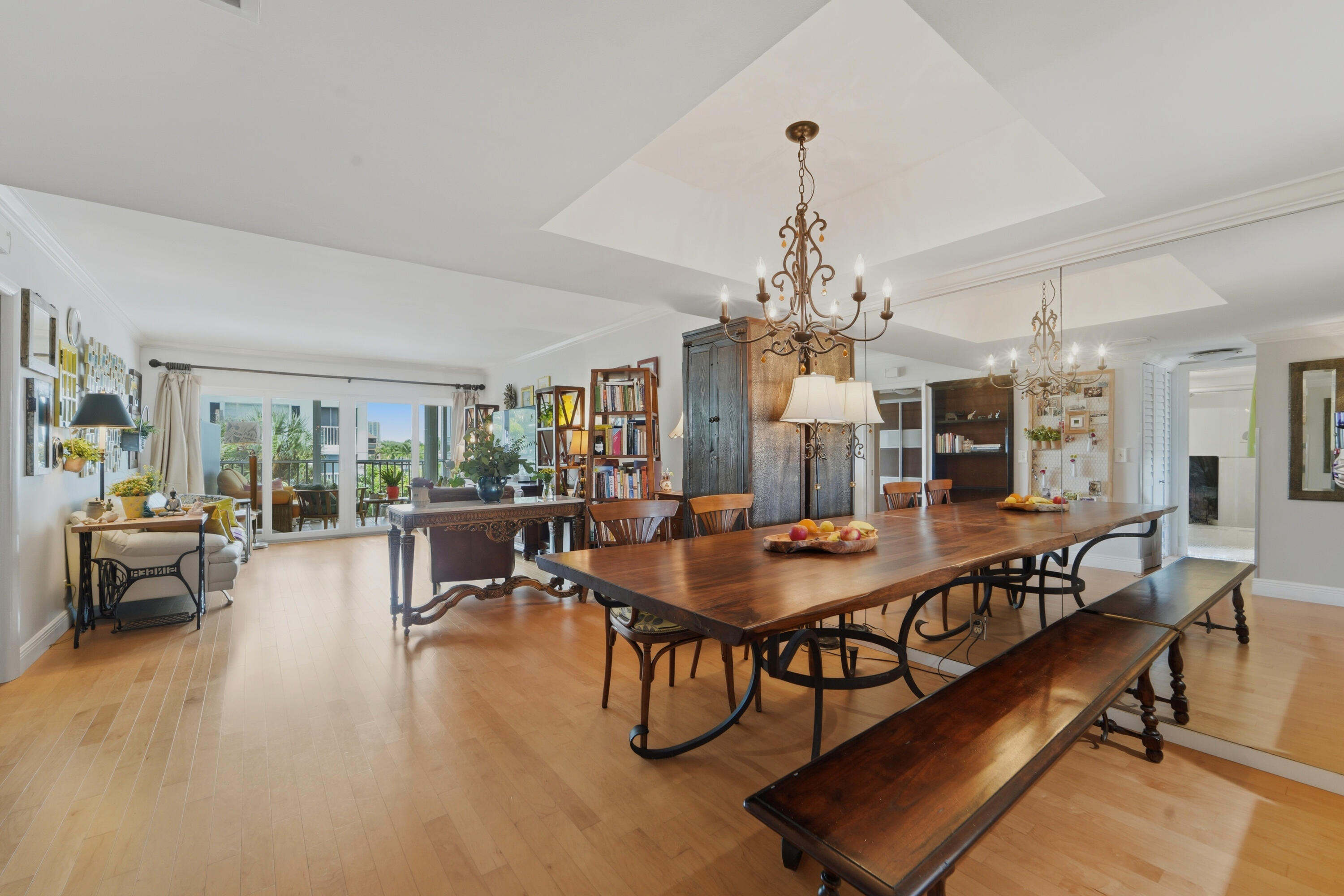 155 YACHT CLUB #207, North Palm Beach FL 33408
