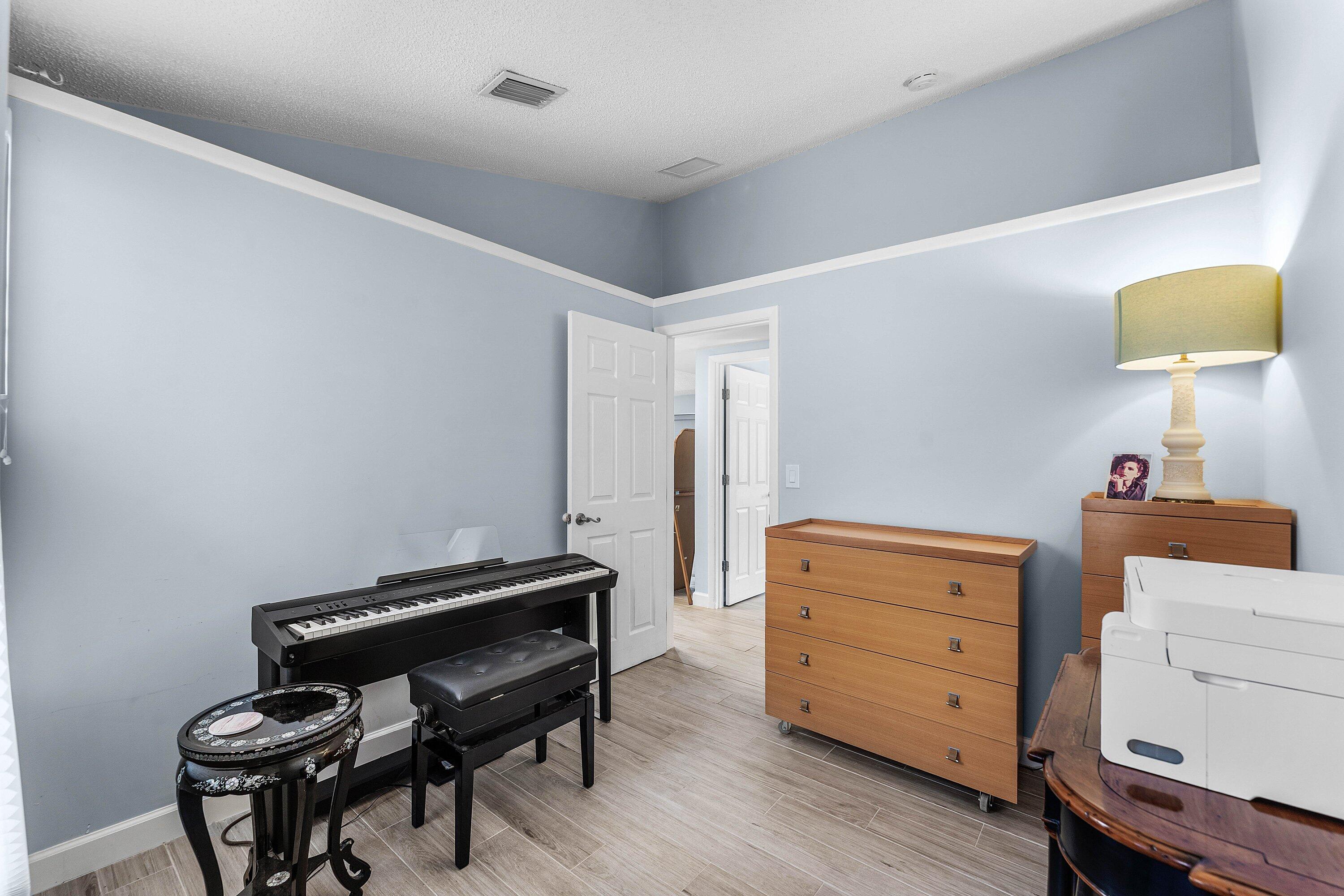 559 NW 38TH, Deerfield Beach FL 33442
