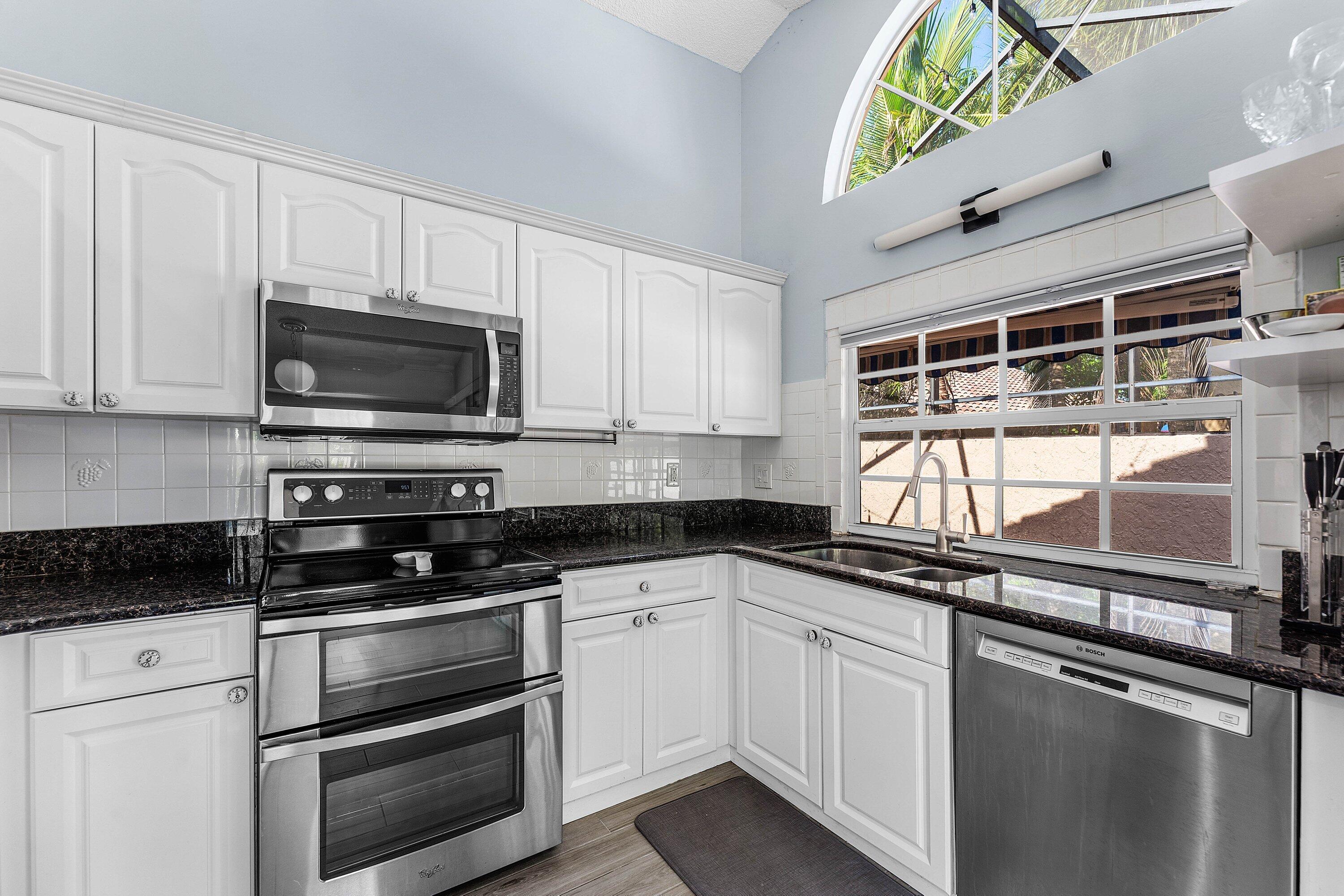 559 NW 38TH, Deerfield Beach FL 33442