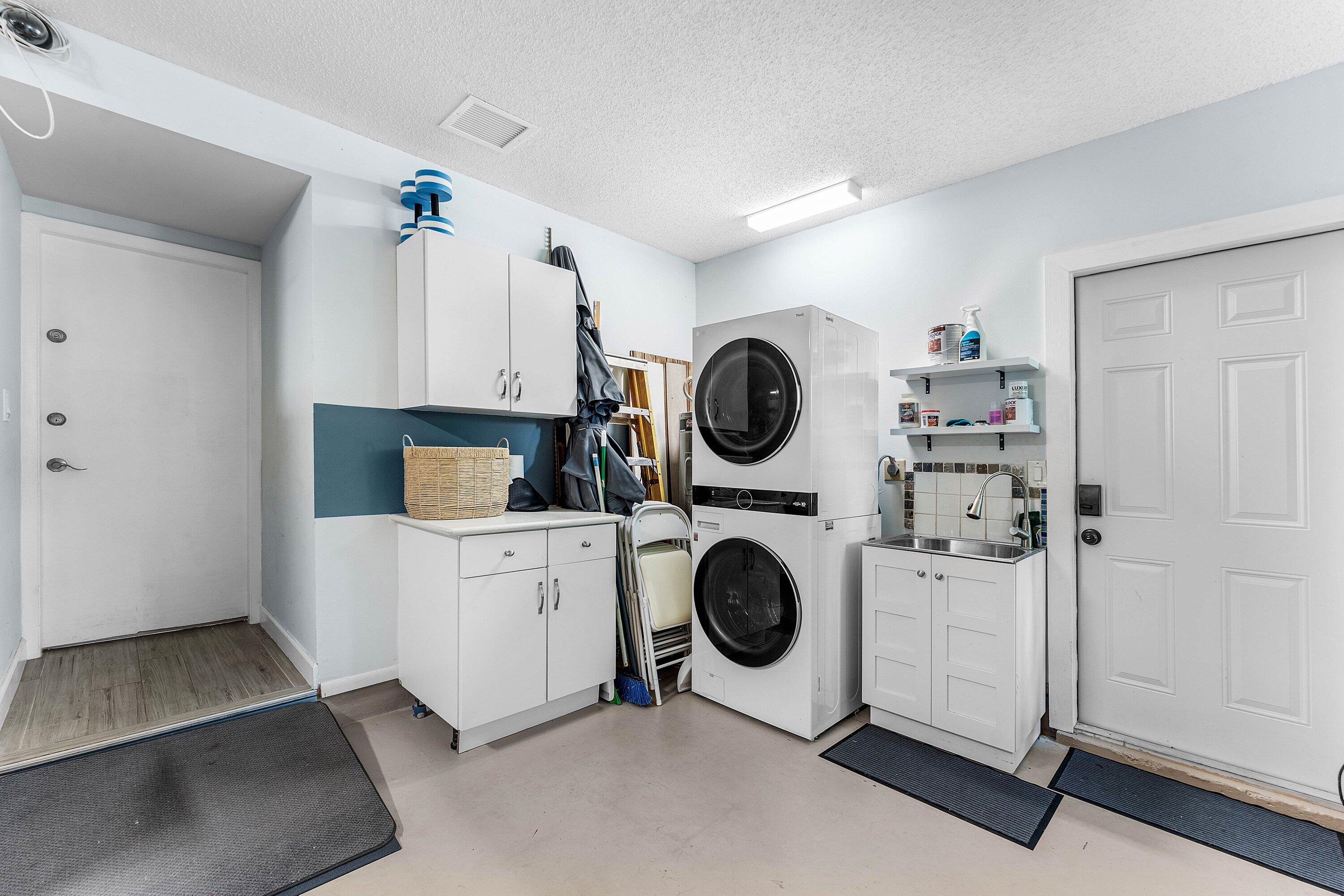 559 NW 38TH, Deerfield Beach FL 33442