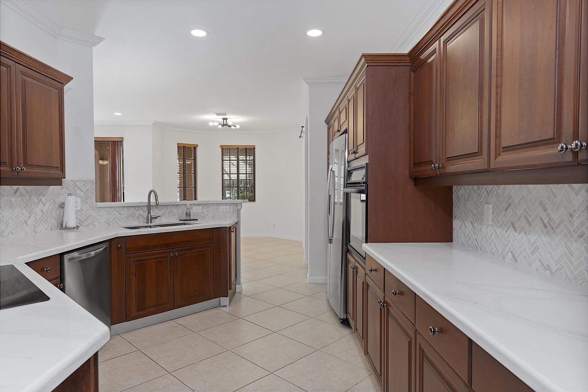 2742 Kinsington, Weston FL 33332