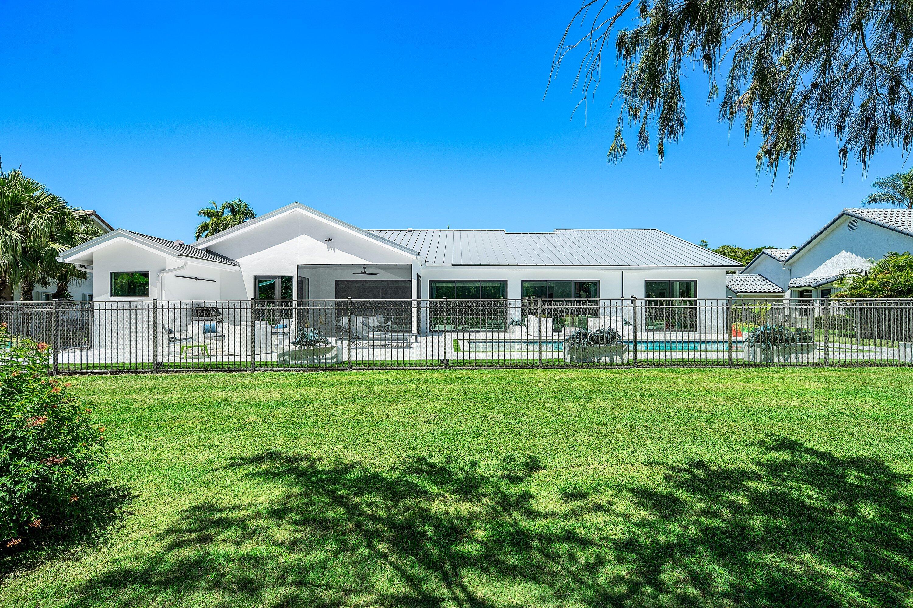 10574 Boca Woods, Boca Raton FL 33428
