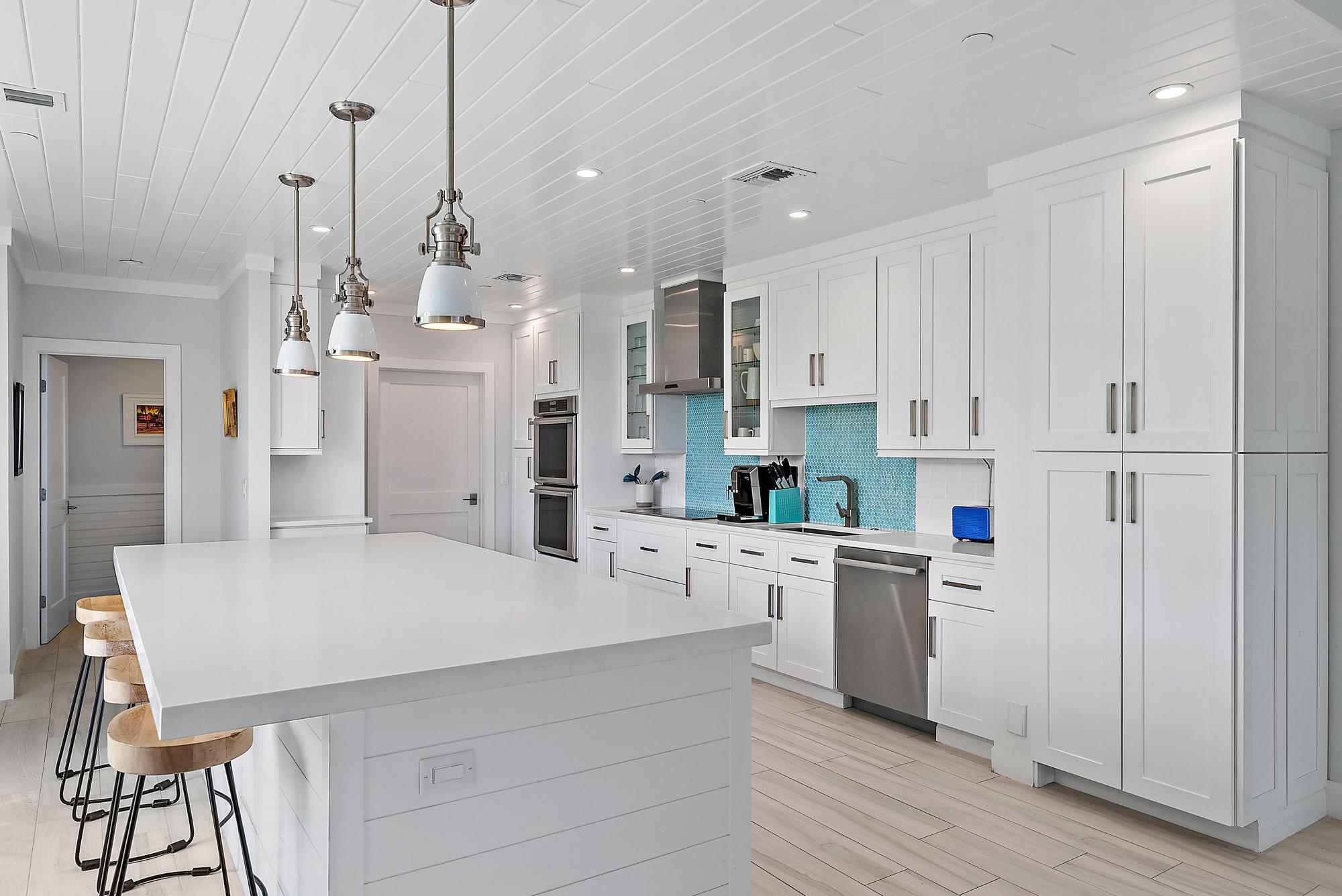 2050 S HIGHWAY A1A #5, Jupiter FL 33477