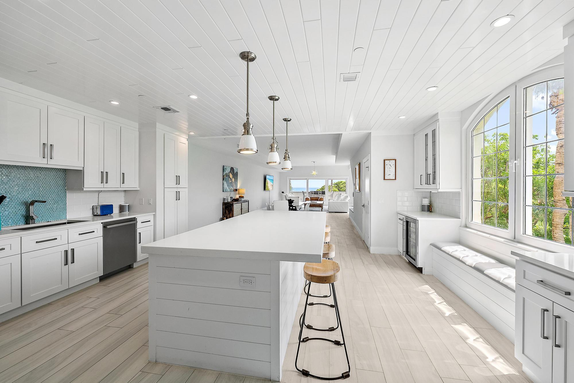 2050 S HIGHWAY A1A #5, Jupiter FL 33477