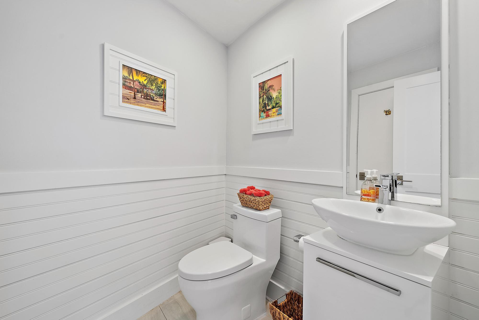 2050 S HIGHWAY A1A #5, Jupiter FL 33477